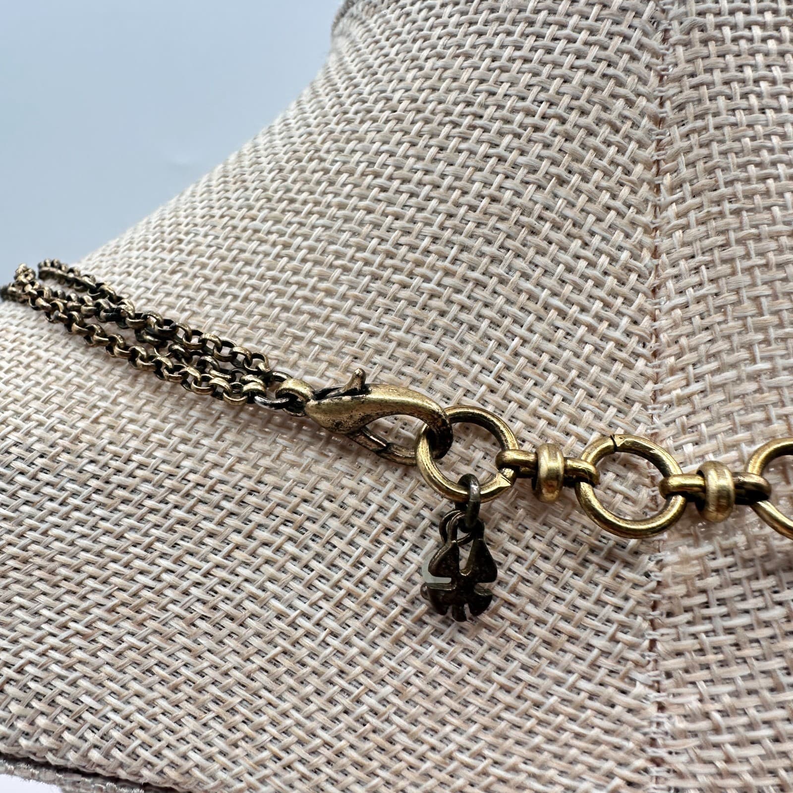 Vintage Lucky Brand 90s Multi-Strand White Beaded Necklace Gold Tone Jewelry - Thumbnail 6