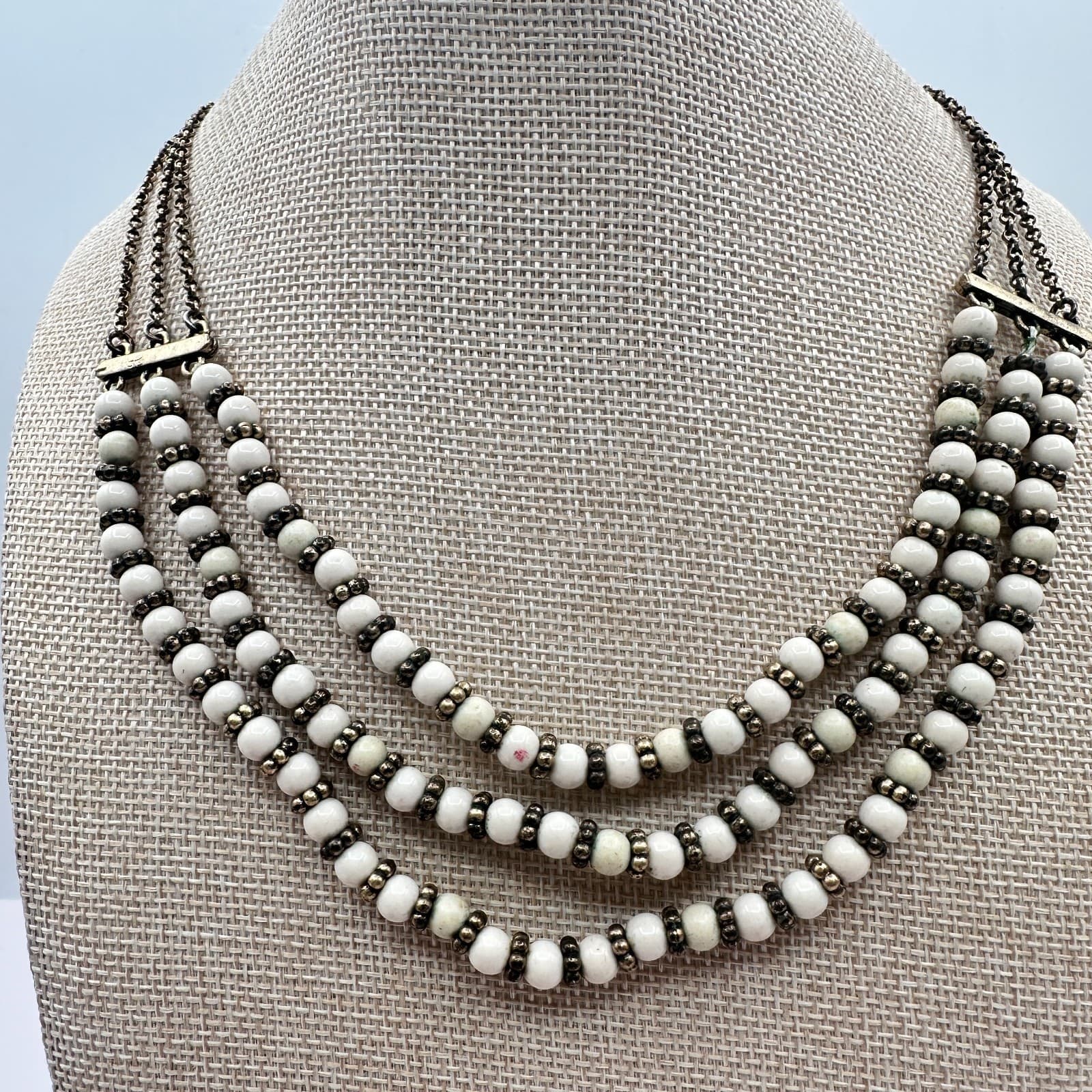 Vintage Lucky Brand 90s Multi-Strand White Beaded Necklace Gold Tone Jewelry - Thumbnail 2