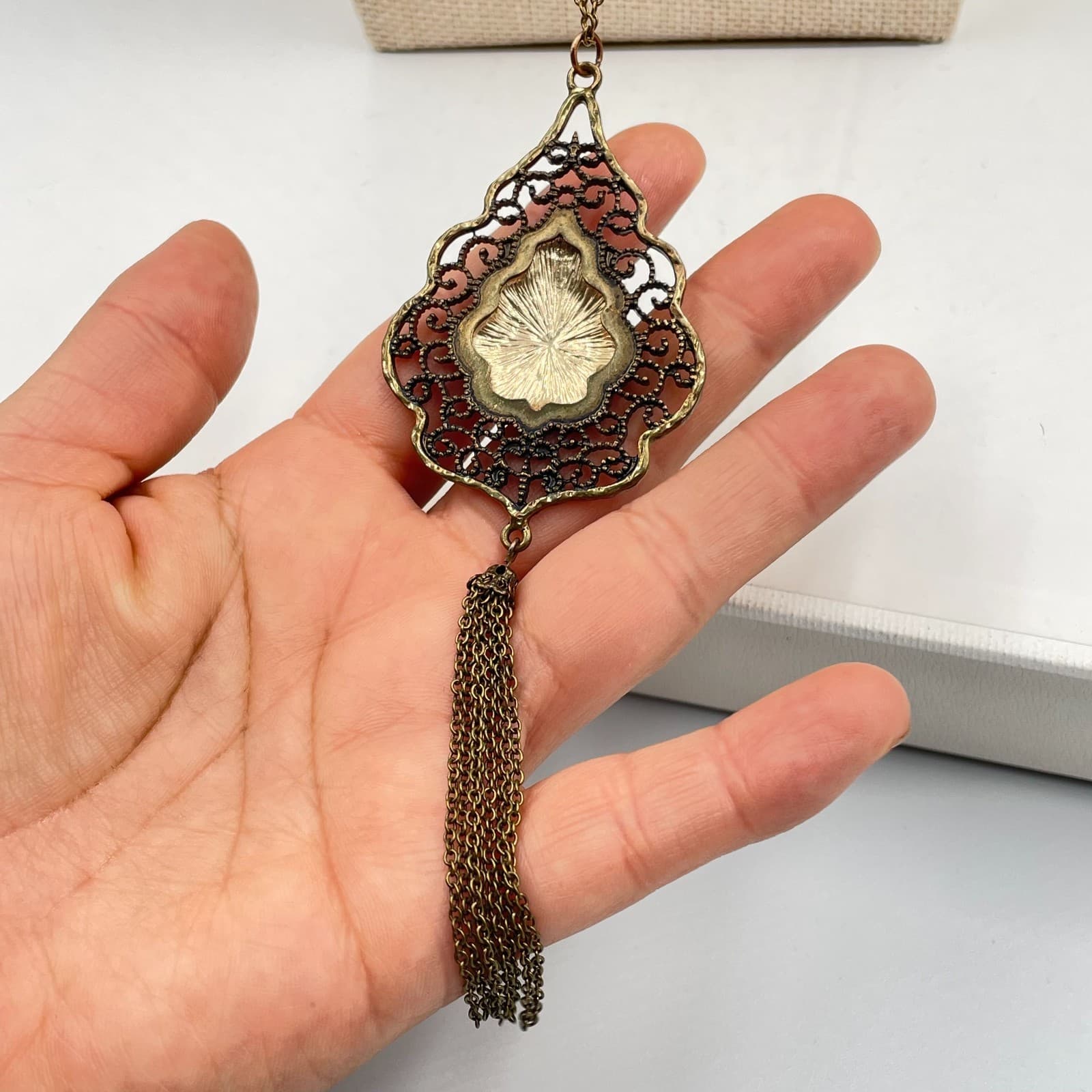 Vintage Boho Filigree Pendant Necklace Antiqued Gold Tone Long Chain Tassel 30" - Thumbnail 5