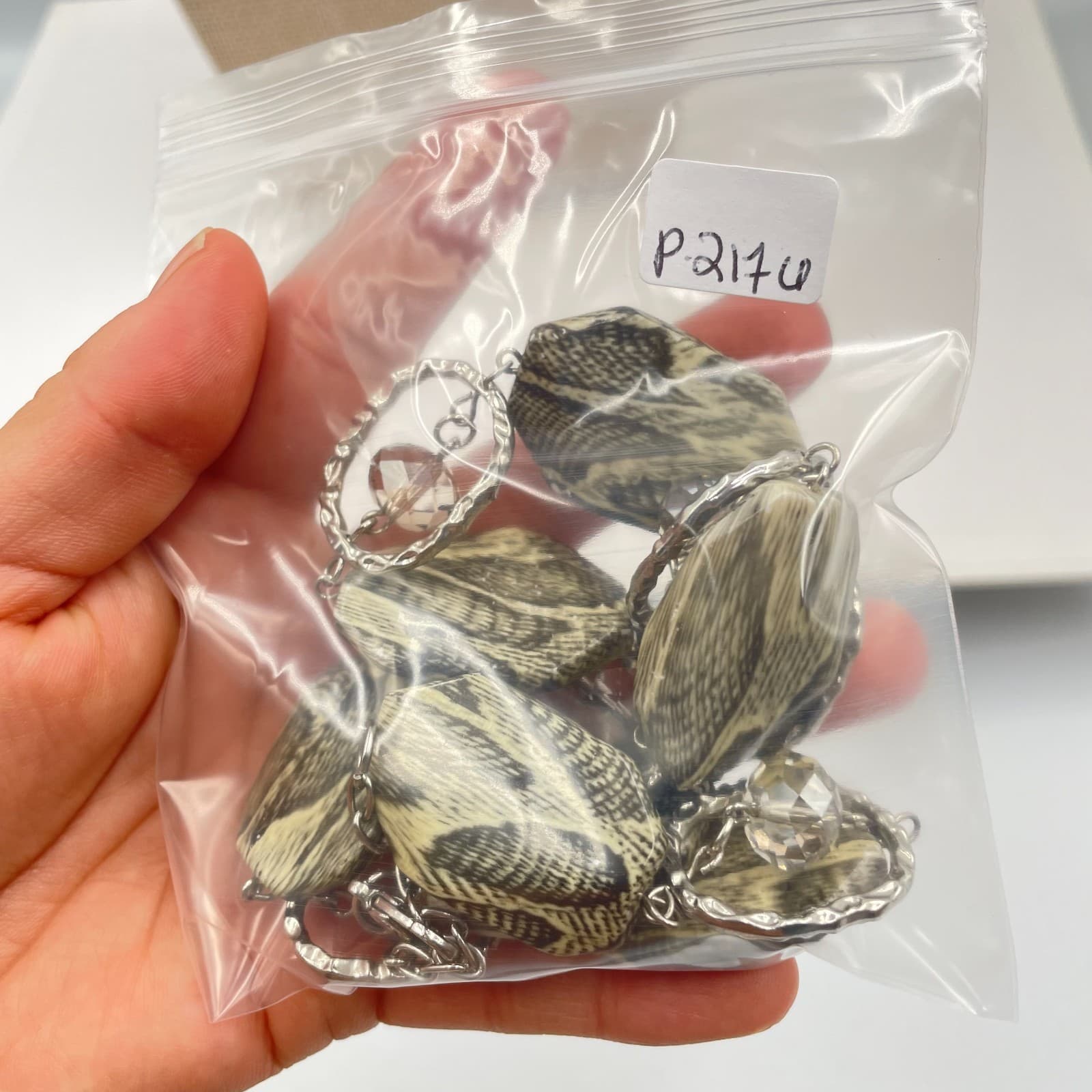 VTG Silver Tone Snakeskin Print Resin Statement Necklace Chunky Crystal Beaded - Thumbnail 9