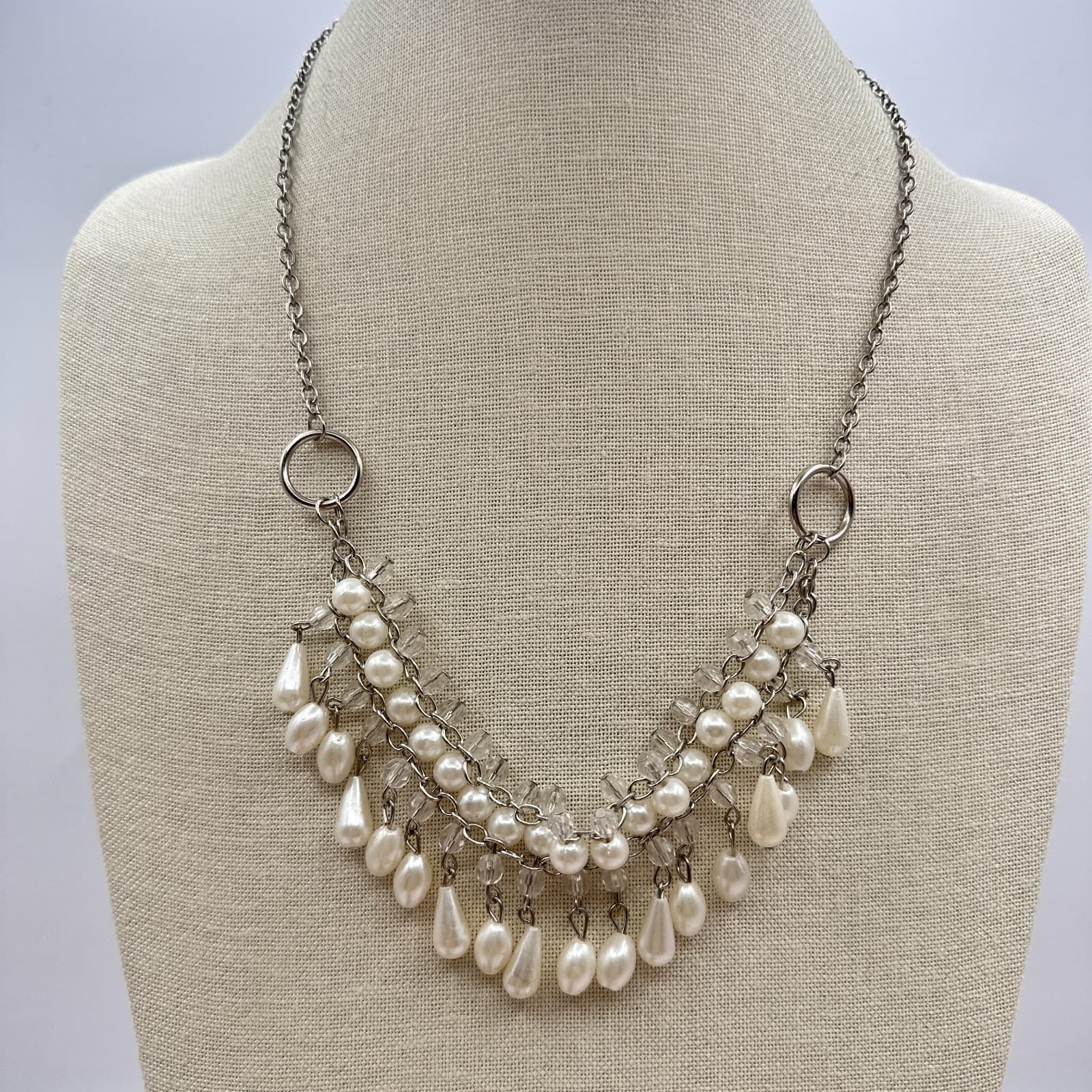 Vintage 90s Silver Tone Faux Pearl & Glass Bib Necklace White Teardrop Fringe - Thumbnail 2