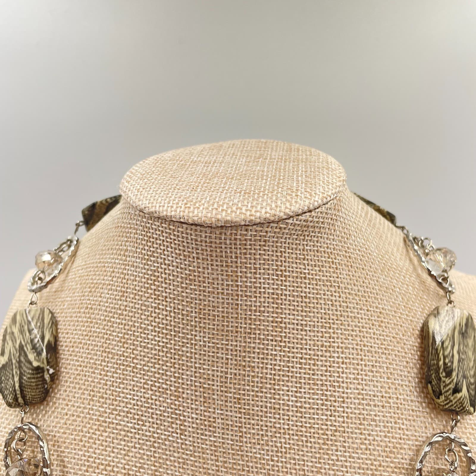 VTG Silver Tone Snakeskin Print Resin Statement Necklace Chunky Crystal Beaded - Thumbnail 2