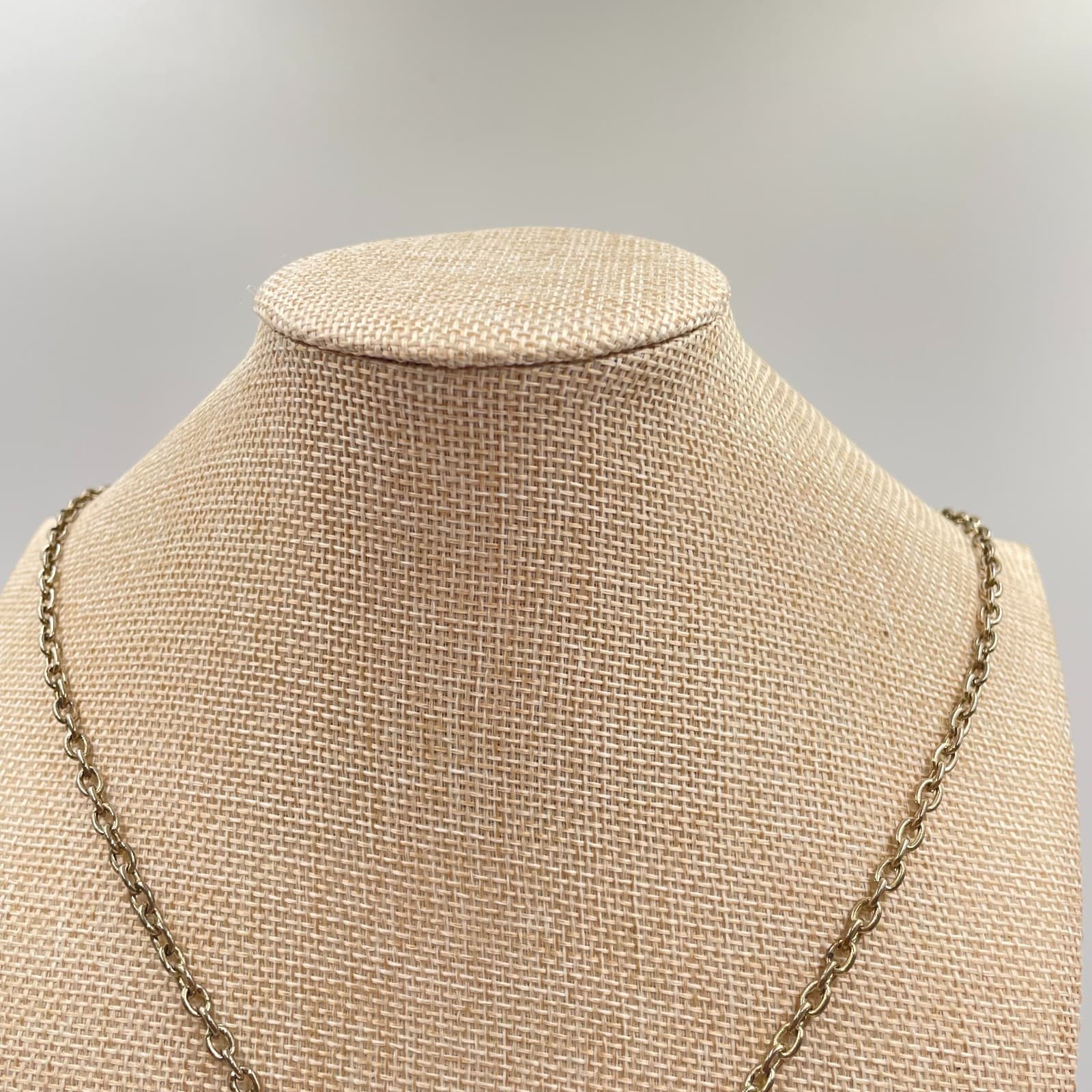 Vintage Silver Tone Medallion Necklace Round Boho Scroll Filigree Pendant Large - Thumbnail 2