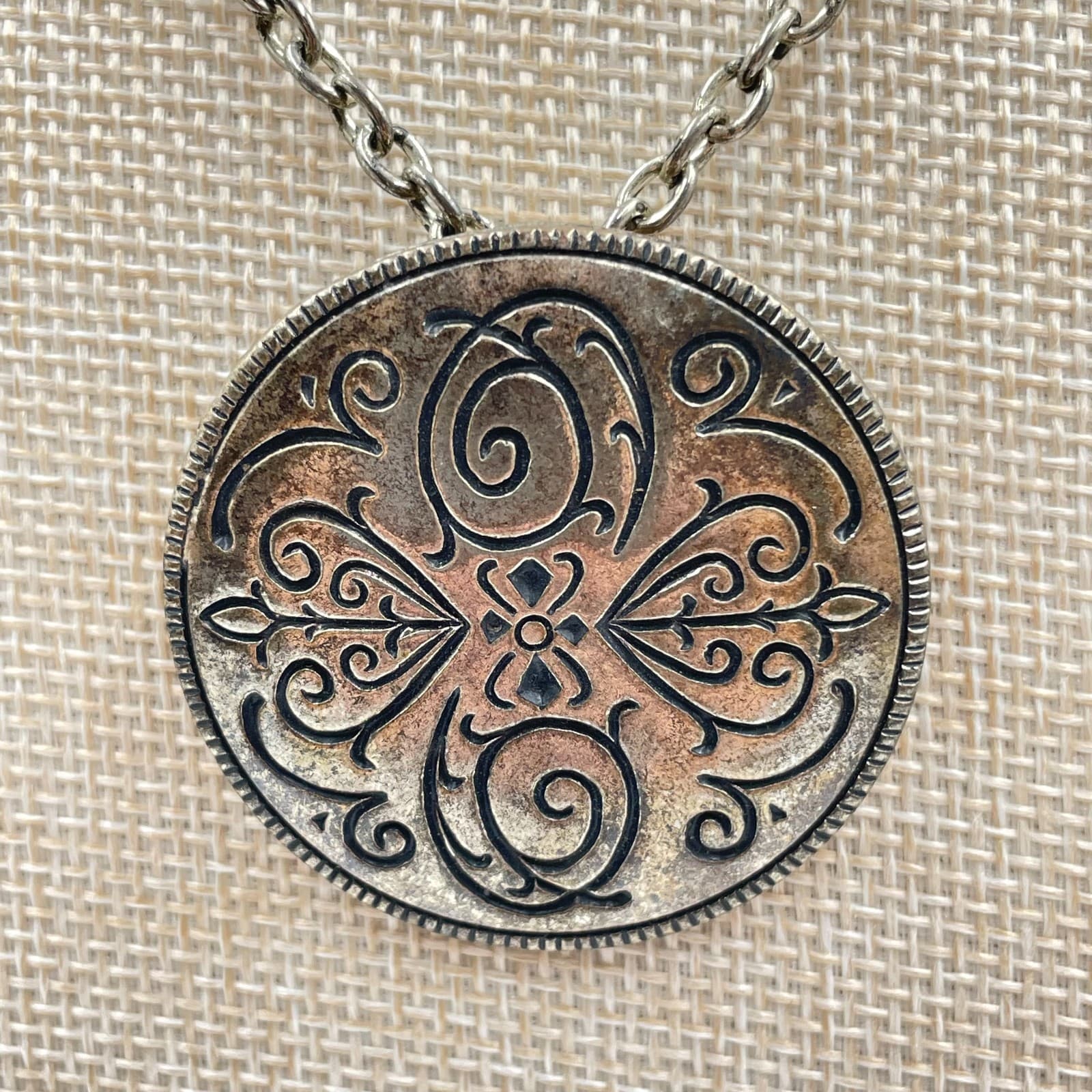 Vintage Silver Tone Medallion Necklace Round Boho Scroll Filigree Pendant Large - Thumbnail 3