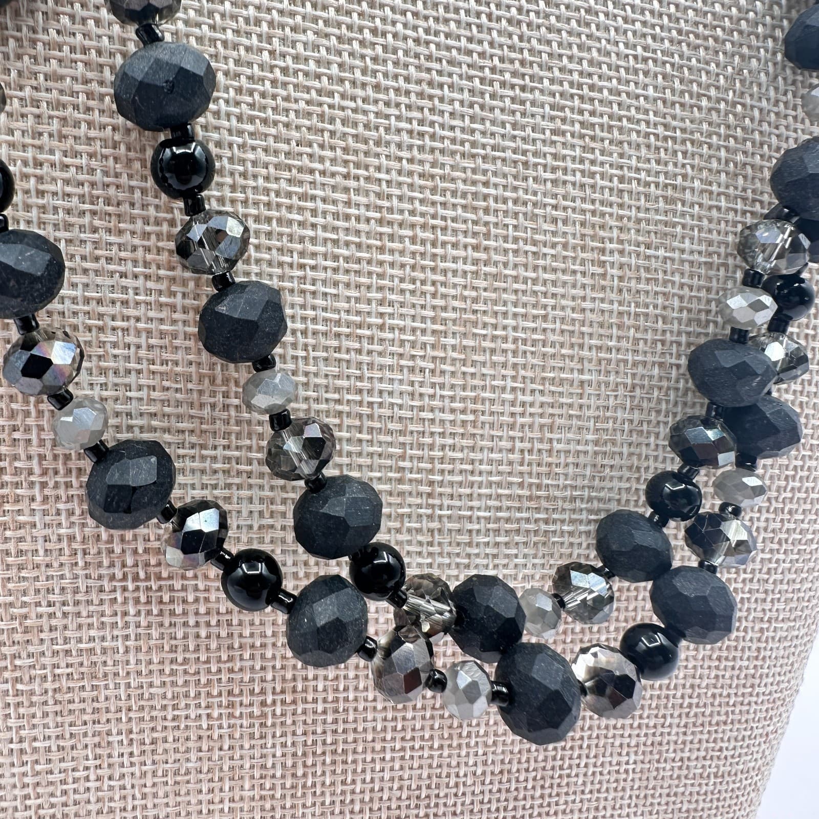 Vintage Y2K Multi-Strand Black Grey Glass Beaded Necklace Silver Tone Jewelry - Thumbnail 3