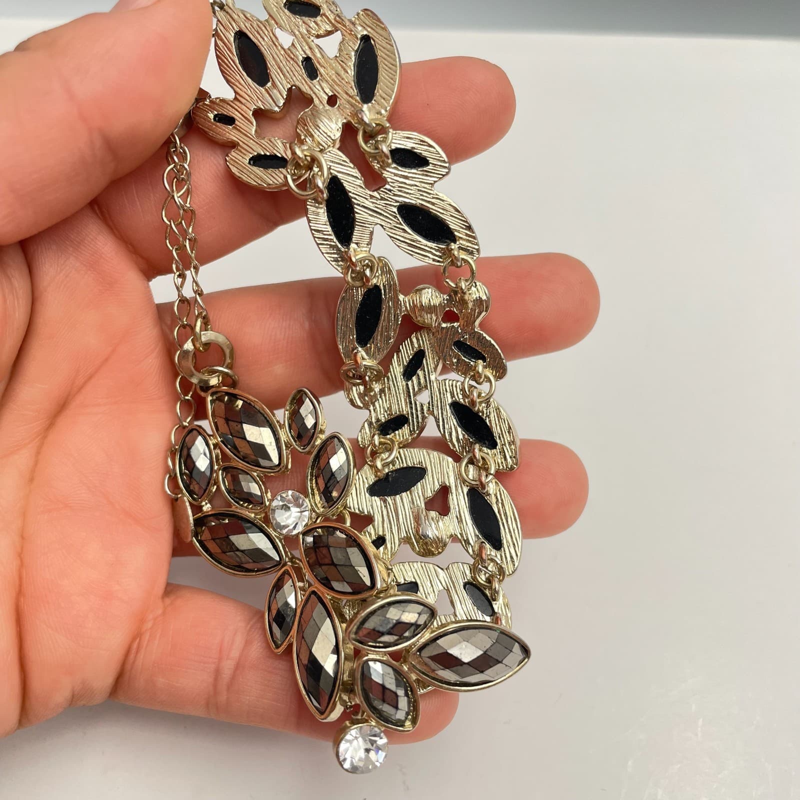 Vintage 80s Gold Tone Sky Gray Marquise Rhinestone Link Bracelet Cluster Jewelry - Thumbnail 6