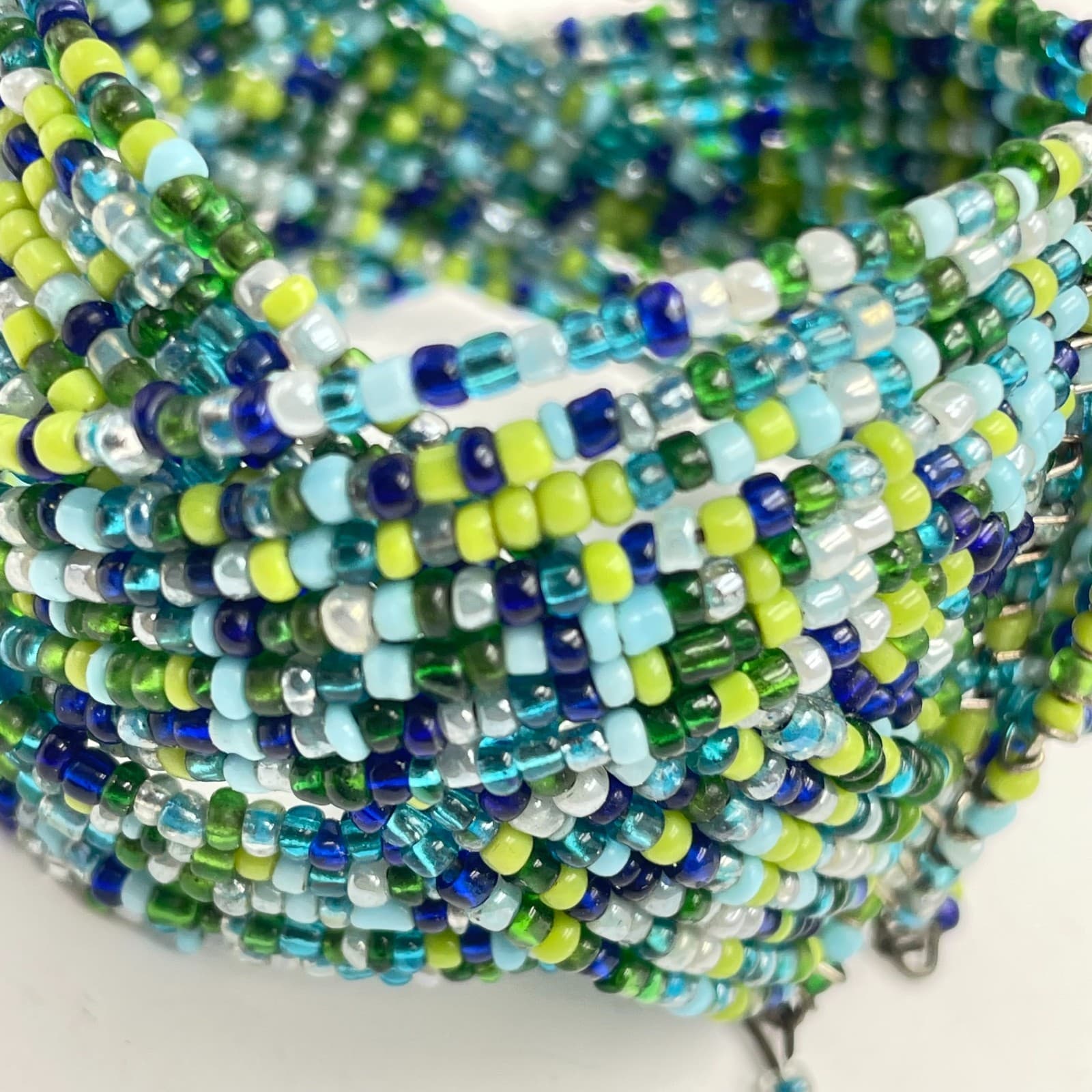 Vintage 90s Multi-Strand Seed Bead Cuff Bracelet Mix Blue Black Braided Jewelry - Thumbnail 8