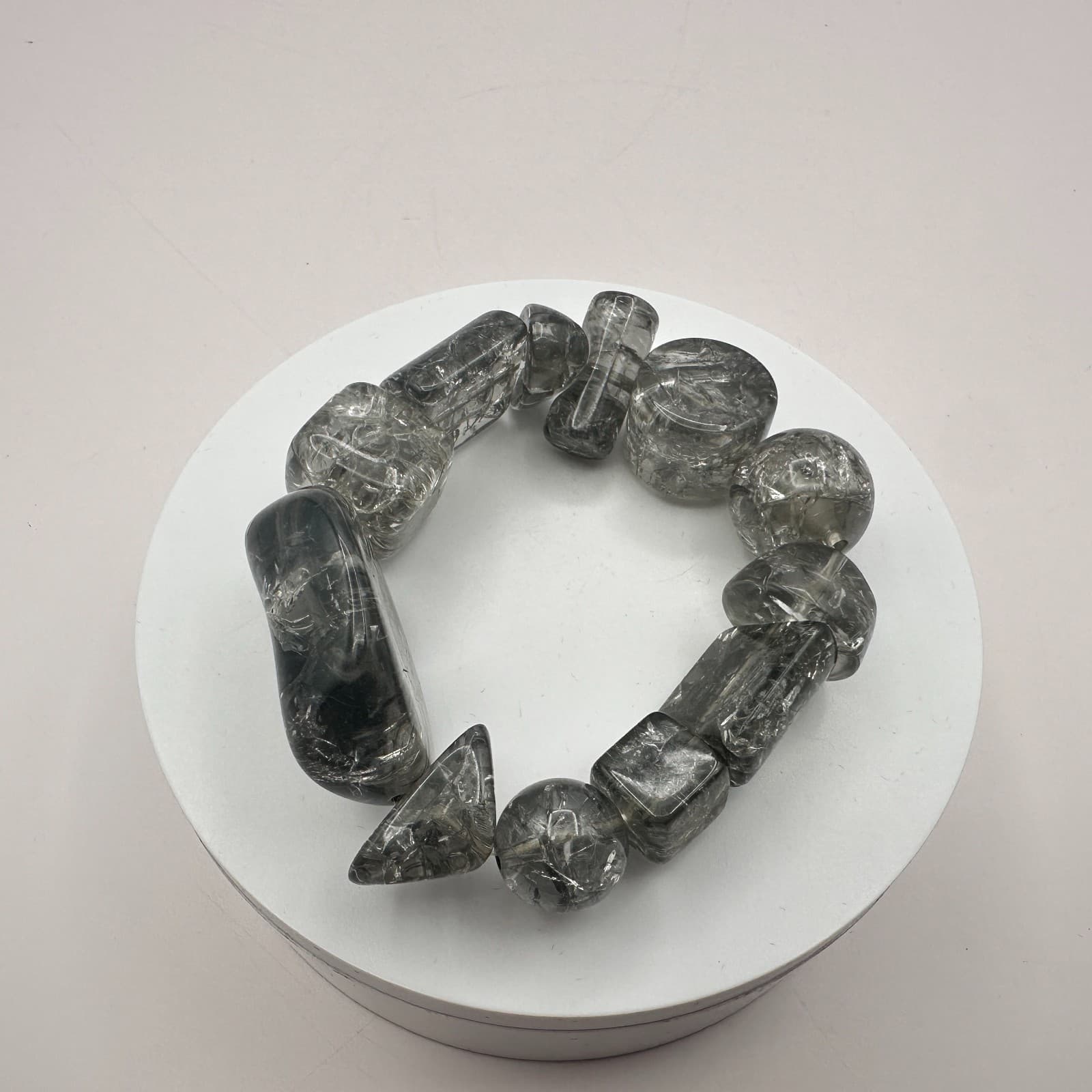 Vintage Y2K Smokey Grey Stretch Beaded Bracelet Women's Classic Fashion Jewelry - Thumbnail 3