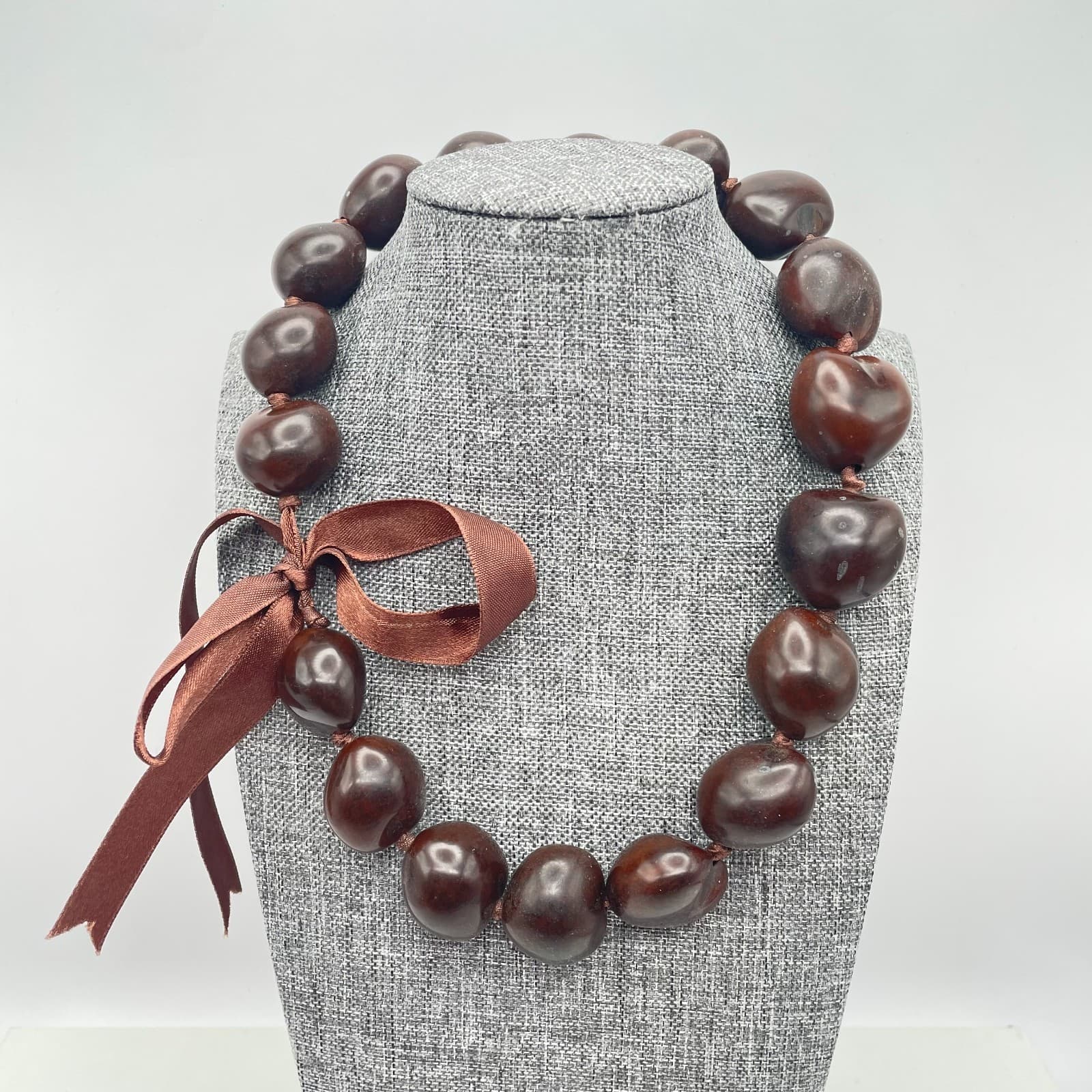 Vintage 90s Hawaiian Polished Kukui Nut Lei Necklace Brown Ribbon Accent Jewelry - Image 1