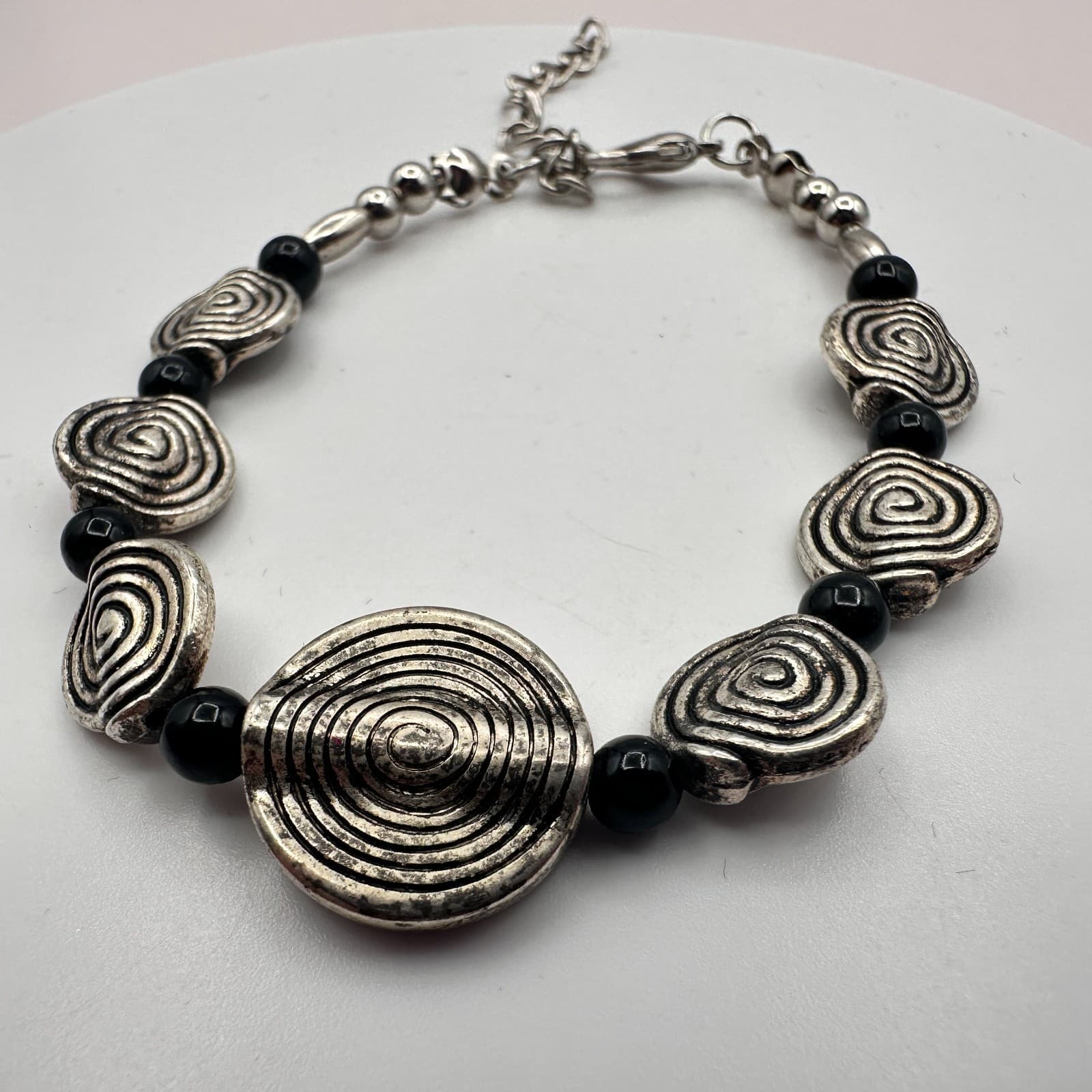Vintage 90s Silver Tone Spiral Disc Bracelet's Black Bead Boho Women's Jewelry - Thumbnail 4