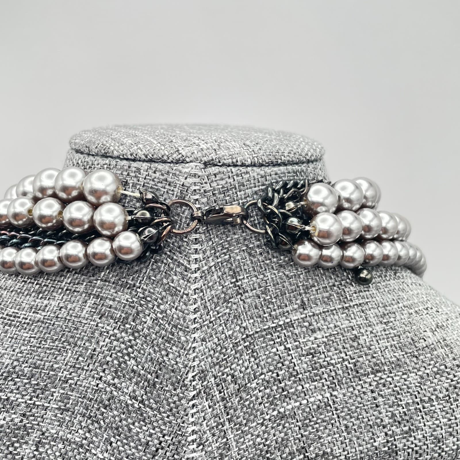 Vintage Y2K Multi Strand Gray Faux Pearl Chain Statement Necklace Heaped Jewelry - Thumbnail 6