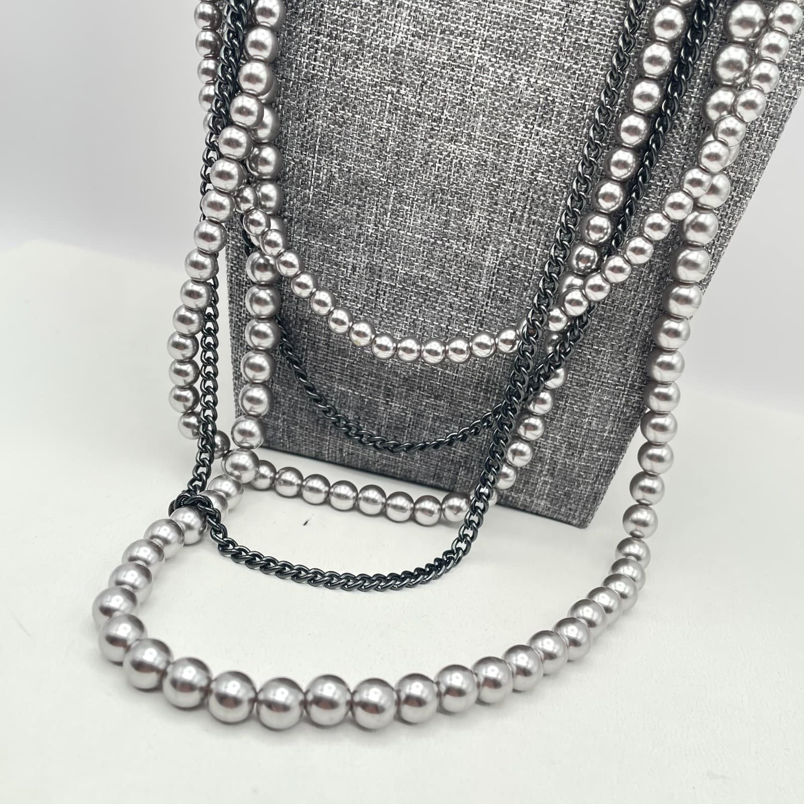 Vintage Y2K Multi Strand Gray Faux Pearl Chain Statement Necklace Heaped Jewelry - Thumbnail 3