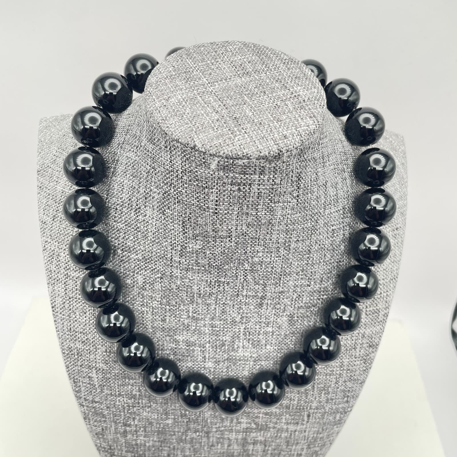Vintage 90s Chunky Black Glass Bead Necklace Silver Tone Magnetic Clasp Jewelry - Image 1