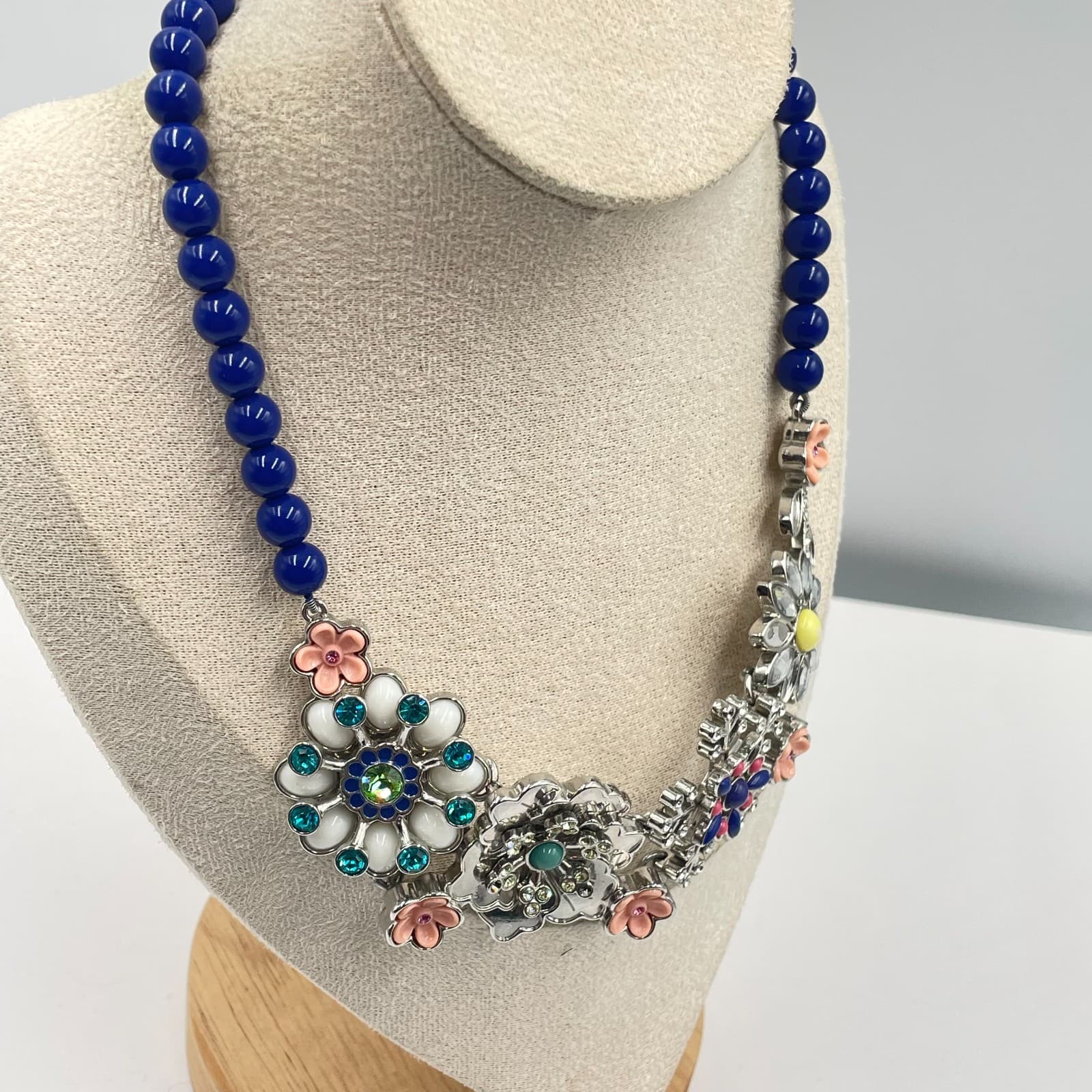 Lia Sophia "Full Bloom" Silver-Tone Blue Beads Floral Charms Statement Necklace - Thumbnail 5