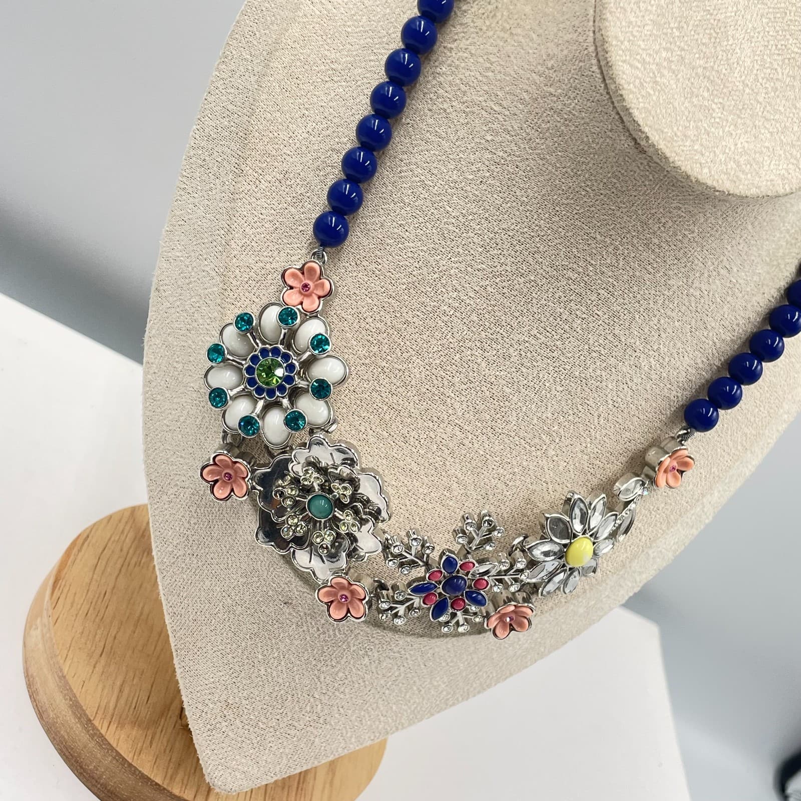 Lia Sophia "Full Bloom" Silver-Tone Blue Beads Floral Charms Statement Necklace - Thumbnail 4