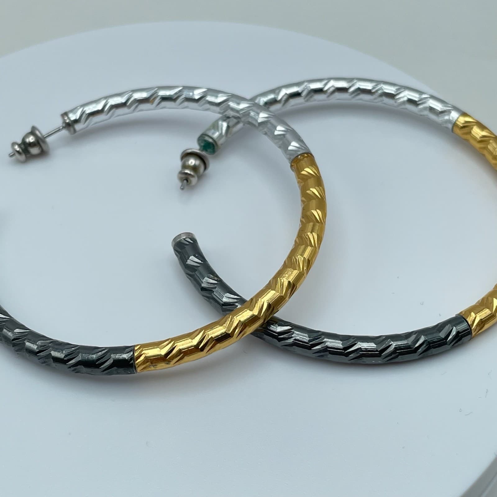 Vintage 90s Tri-Color Hoop Round Earrings Multi Tone Women's Jewelry - Thumbnail 4