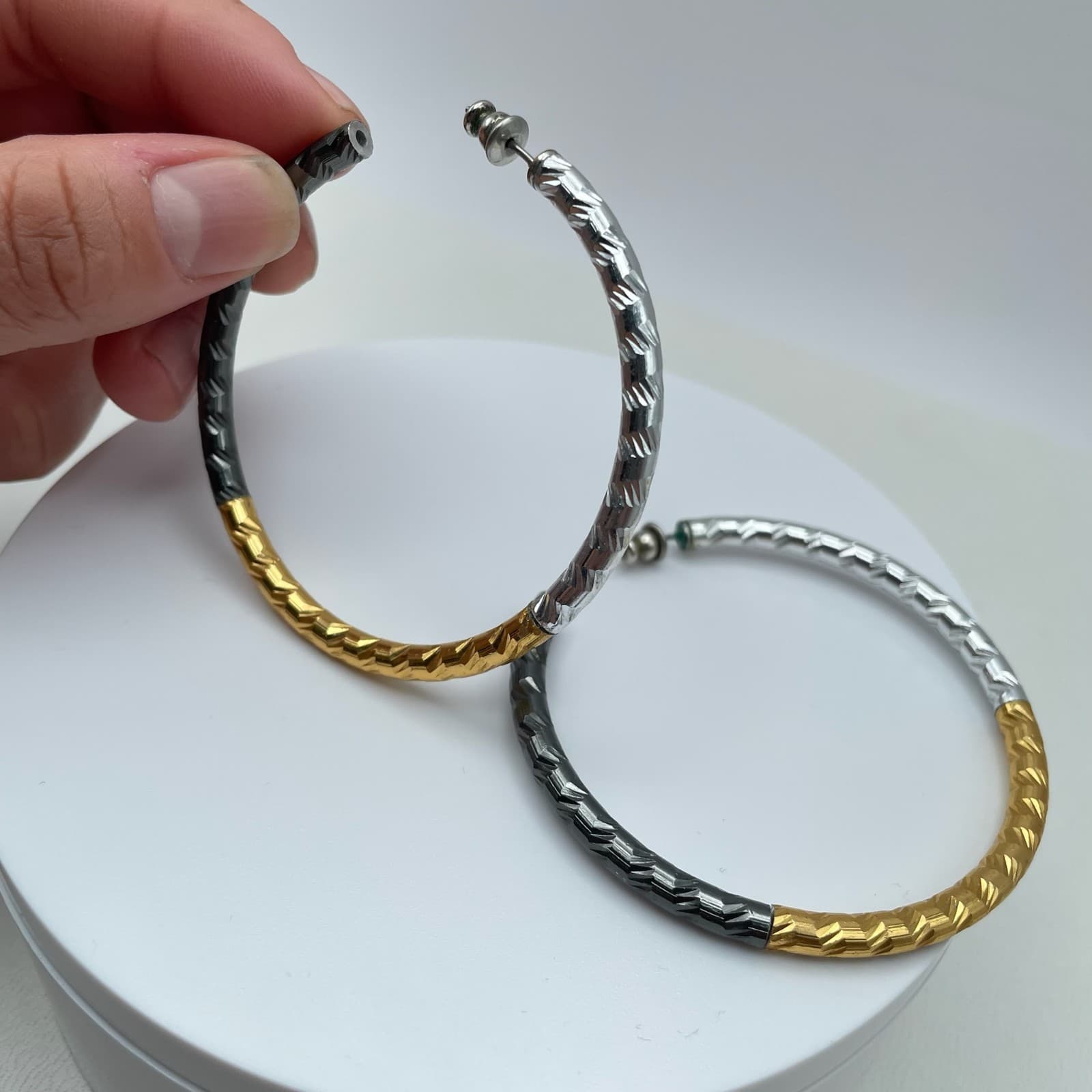 Vintage 90s Tri-Color Hoop Round Earrings Multi Tone Women's Jewelry - Thumbnail 7