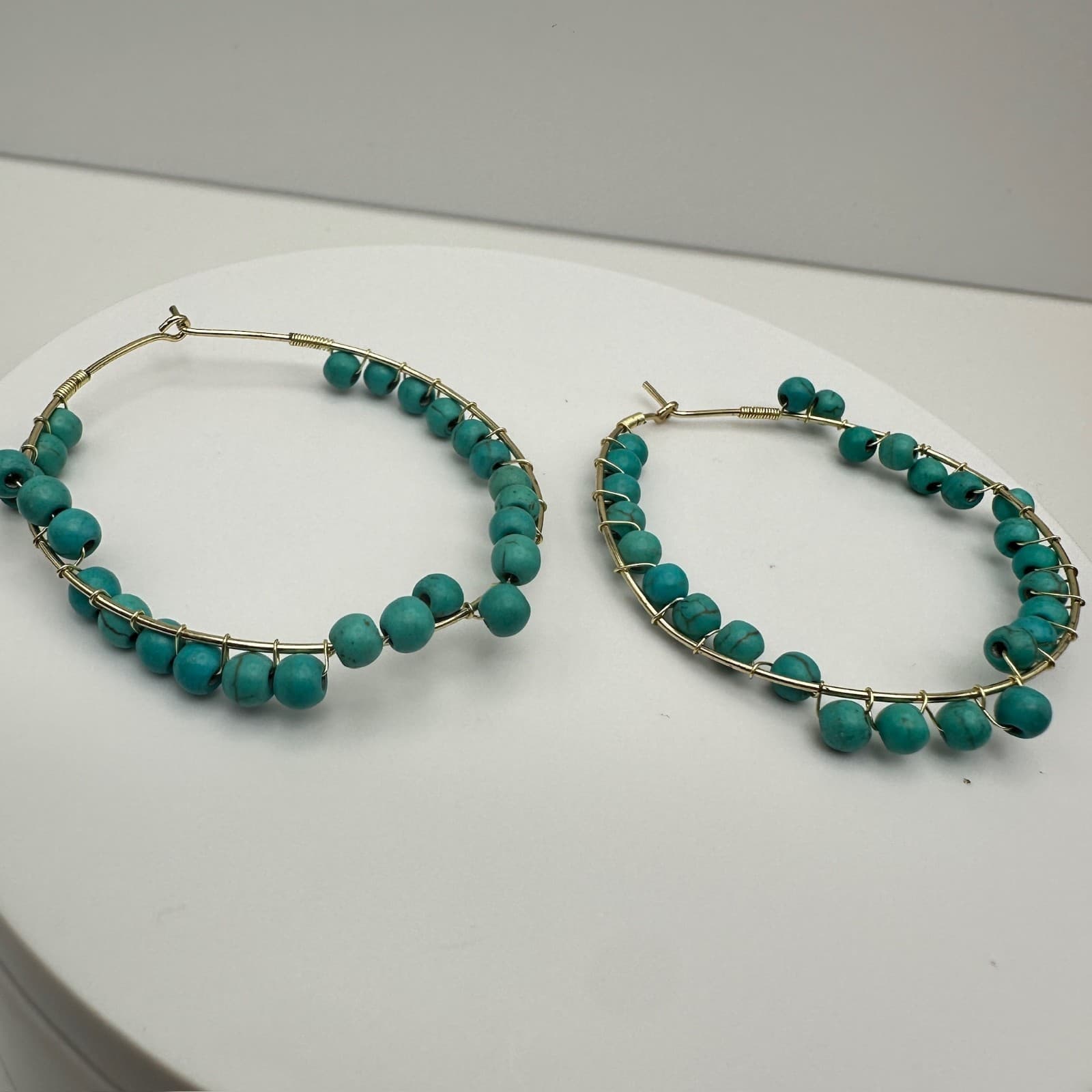 Vintage 90s Gold Tone Turquoise Bead Hoop Earrings Boho Women's Jewelry - Thumbnail 4