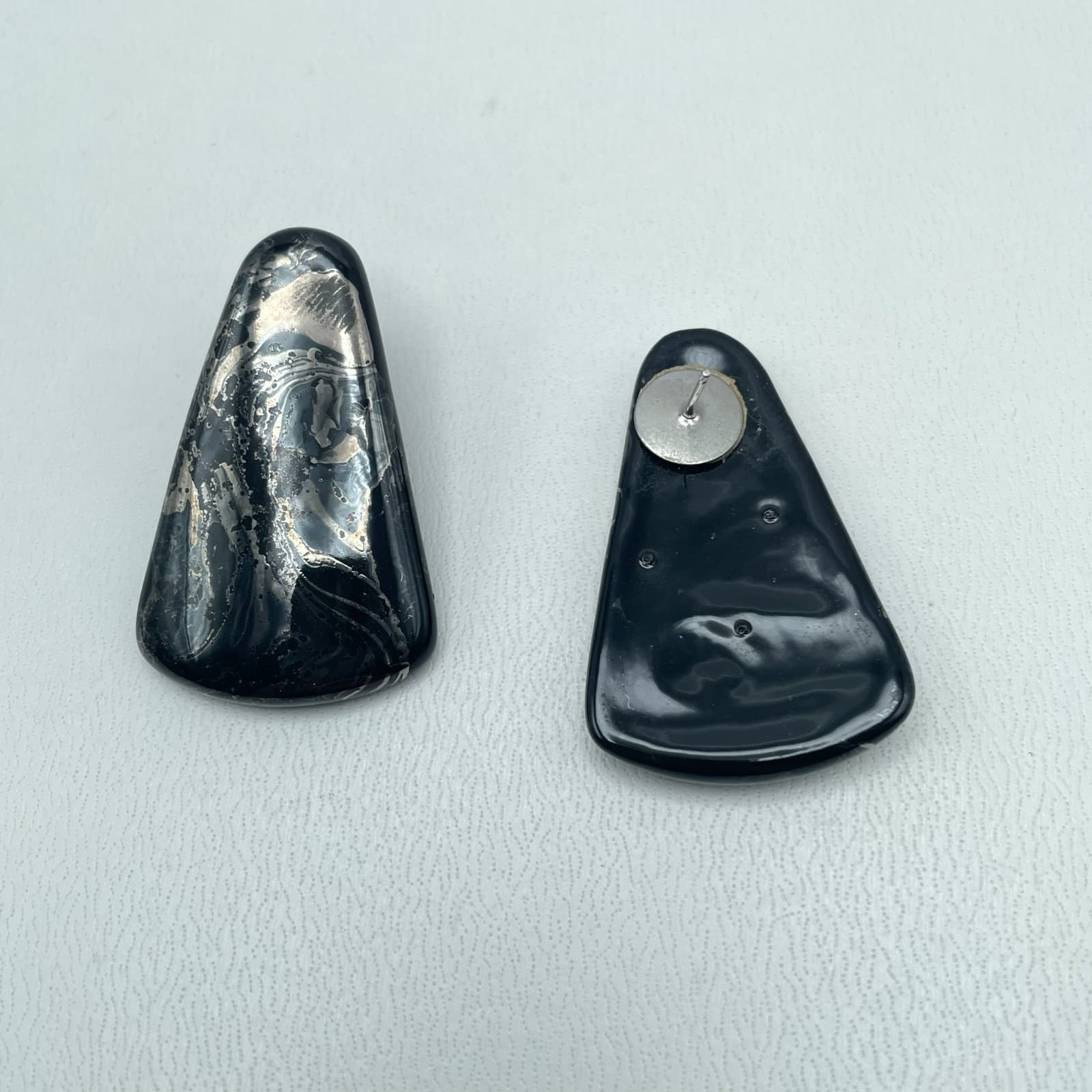 Vintage 90s Black Silver Marble Dangle Earrings Retro Statement Abstract Jewelry - Thumbnail 4