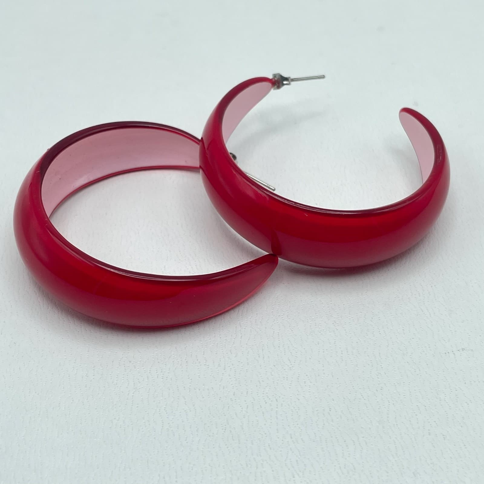 Vintage Y2K Red Painted Resin Half Hoop Earrings Chunky Acrylic Women's Jewelry - Thumbnail 5
