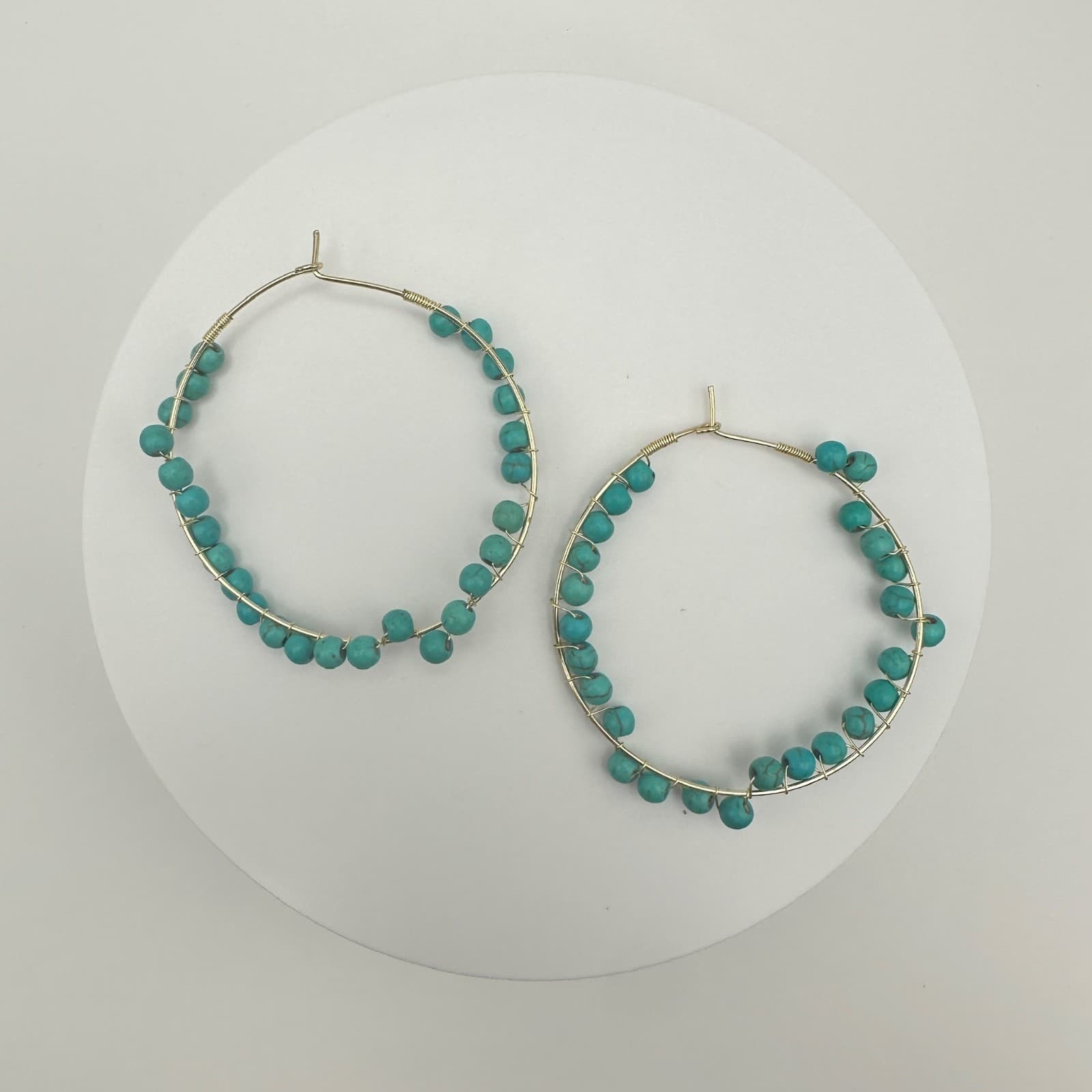 Vintage 90s Gold Tone Turquoise Bead Hoop Earrings Boho Women's Jewelry - Thumbnail 2
