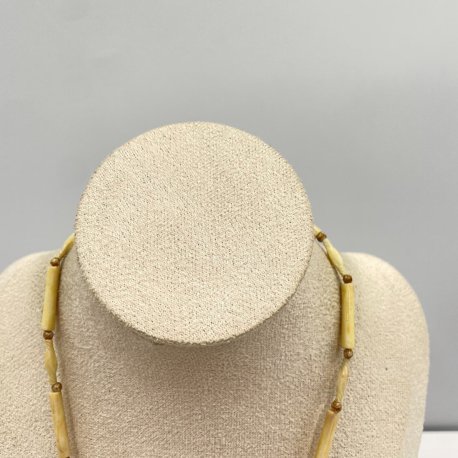 Vintage 1960s Artisan Tribal Silver-Tone Cream Carved Resin Beaded Necklace - Thumbnail 2