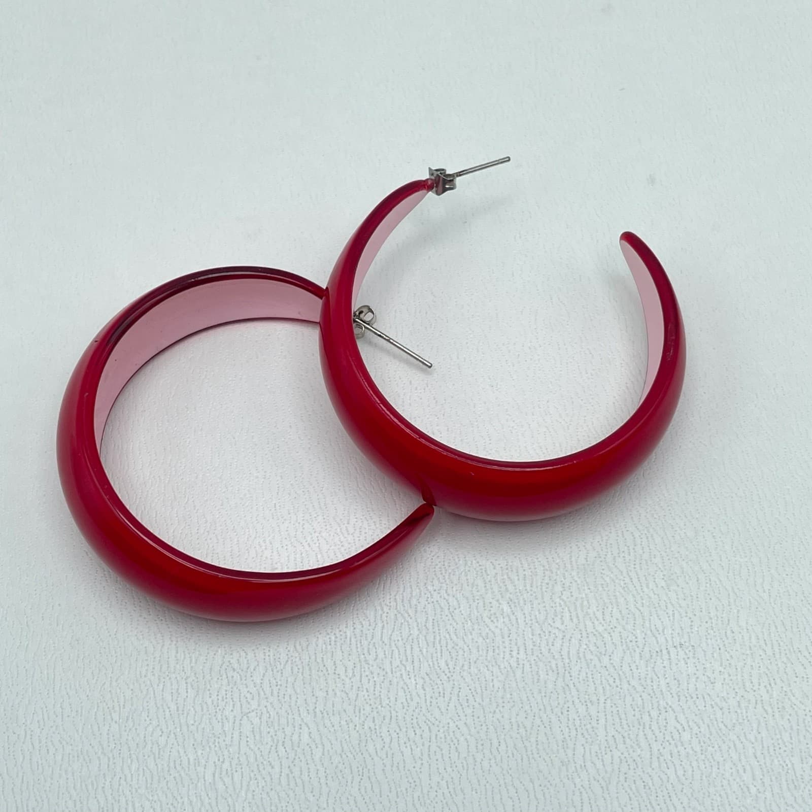 Vintage Y2K Red Painted Resin Half Hoop Earrings Chunky Acrylic Women's Jewelry - Thumbnail 6