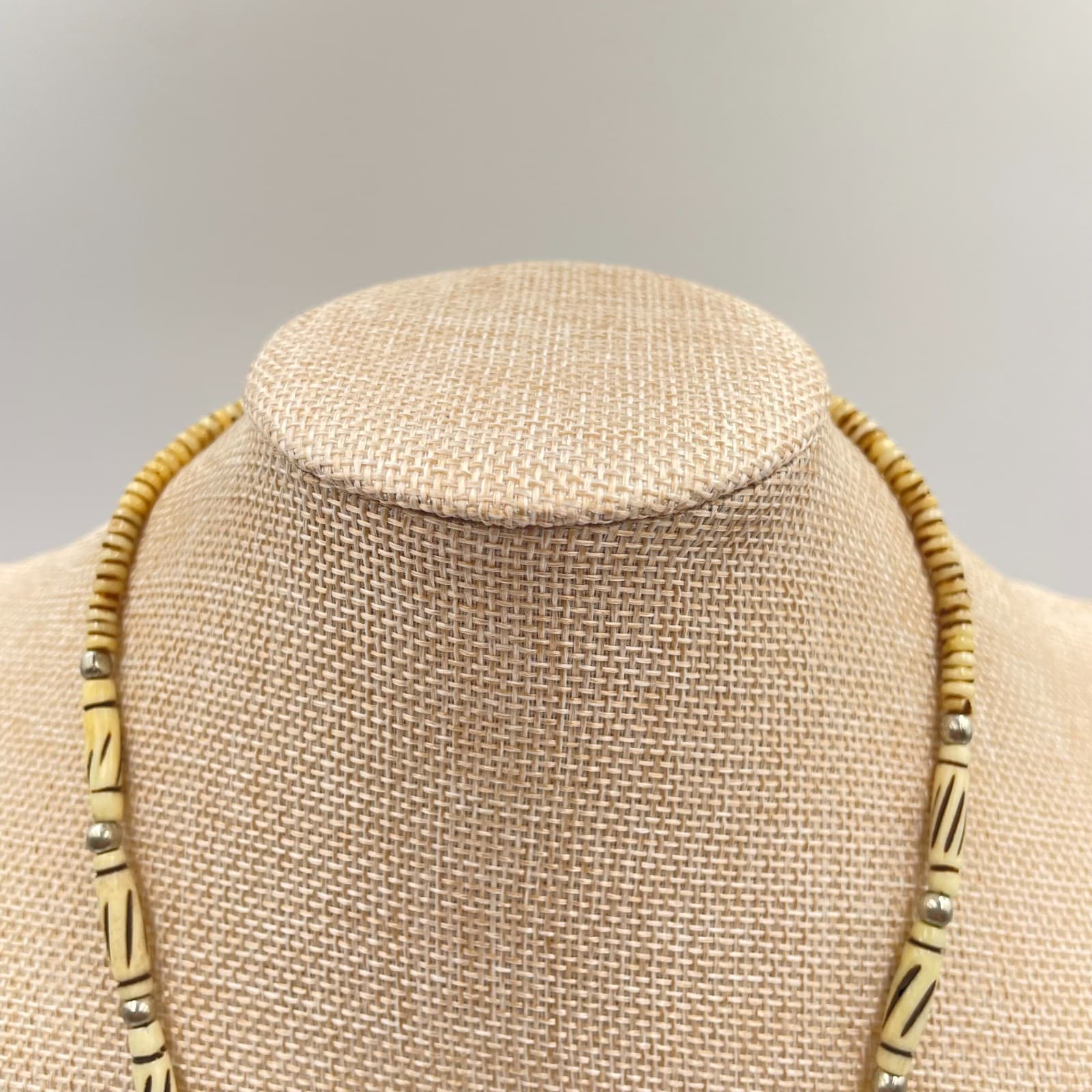 Religious Silver-Tone Beige Batik Beaded Carved Cross Pendant Necklace - Thumbnail 2