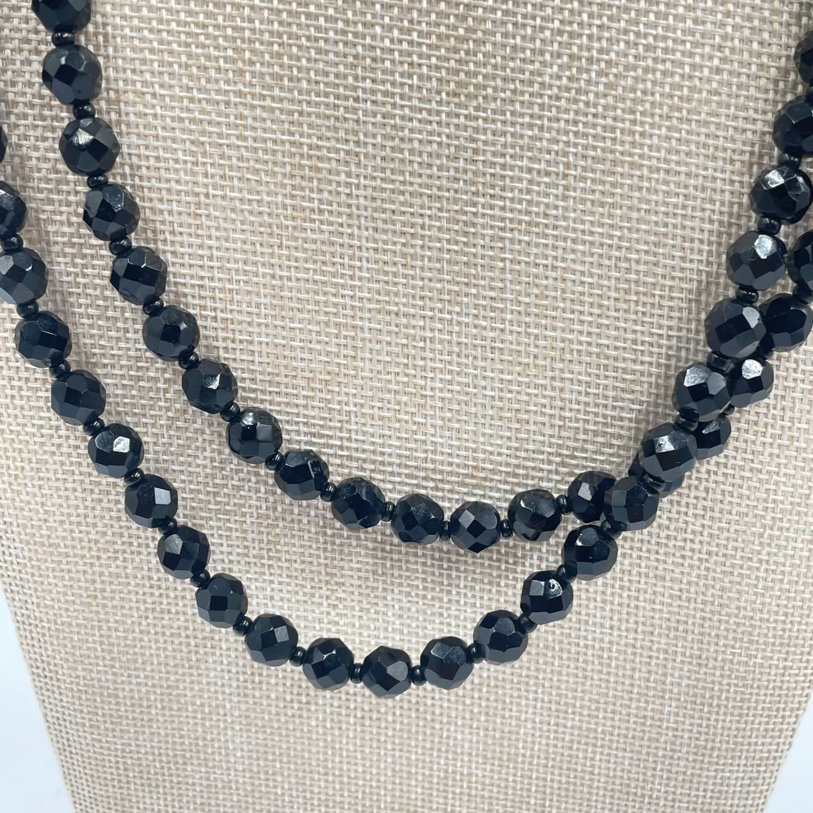 Vintage Black Faceted Round Double Strand French Jet Beaded Push Lock Necklace - Thumbnail 3