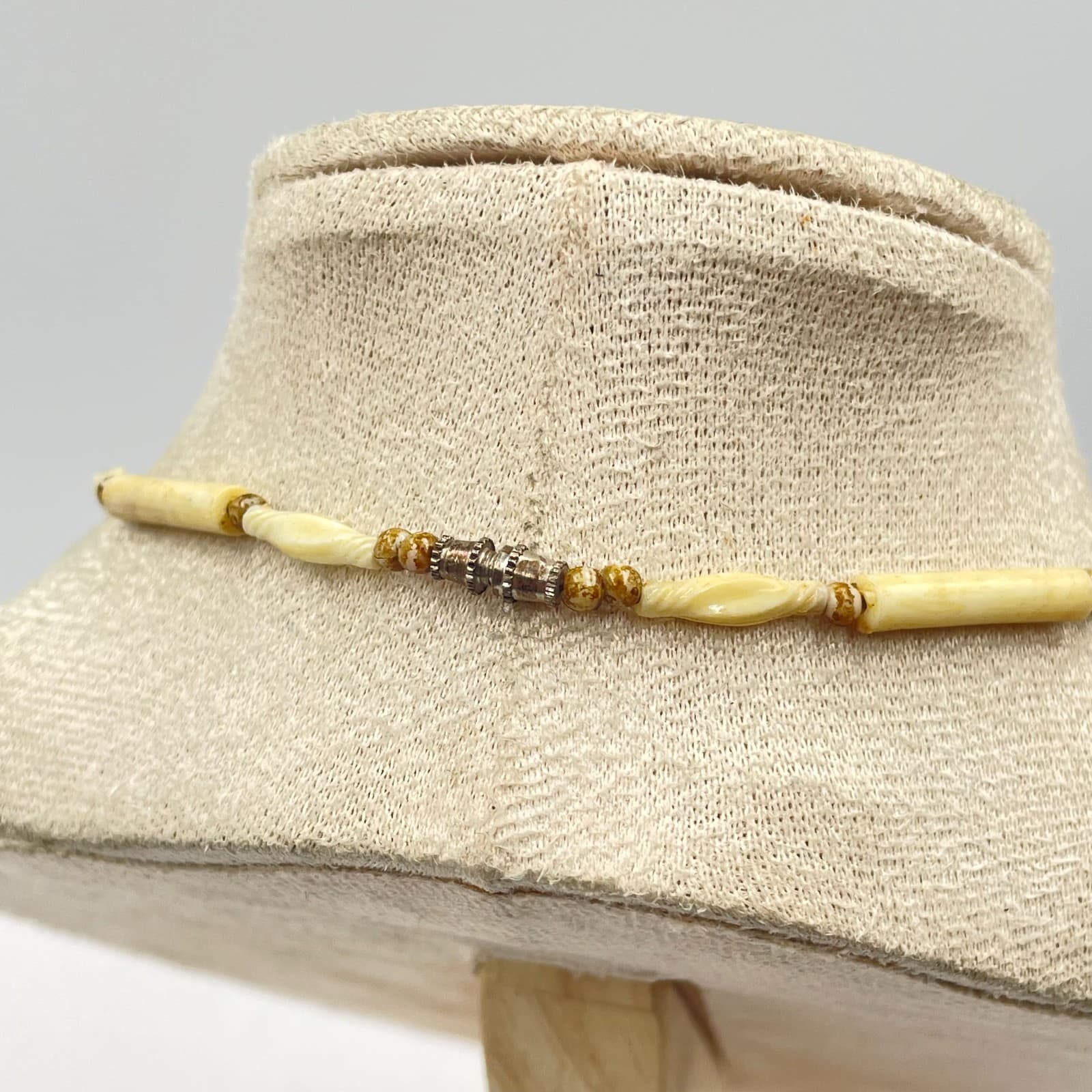 Vintage 1960s Artisan Tribal Silver-Tone Cream Carved Resin Beaded Necklace - Thumbnail 6