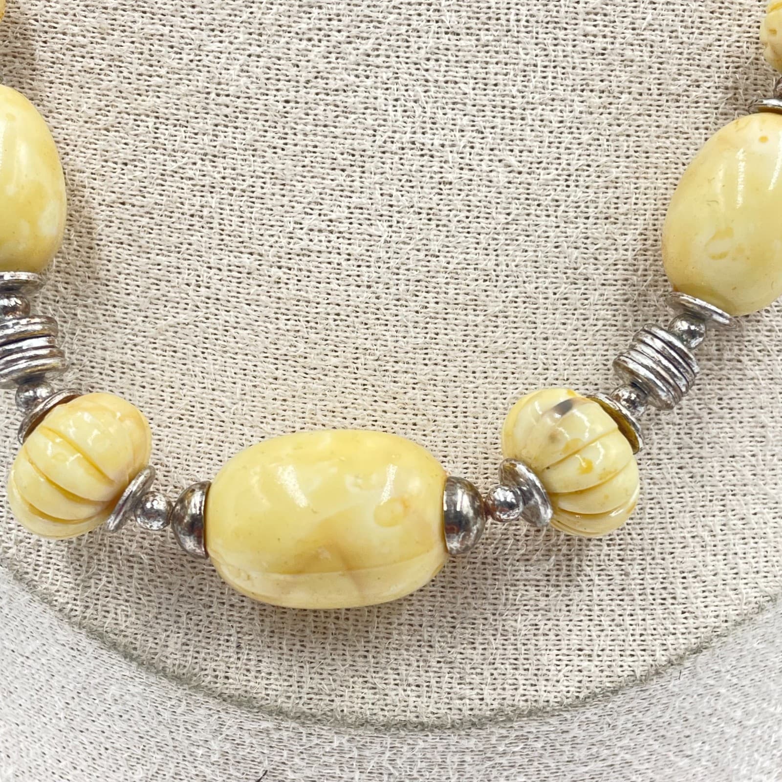 Vintage 1960s Artisan Tribal Silver-Tone Cream Carved Resin Beaded Necklace - Thumbnail 3