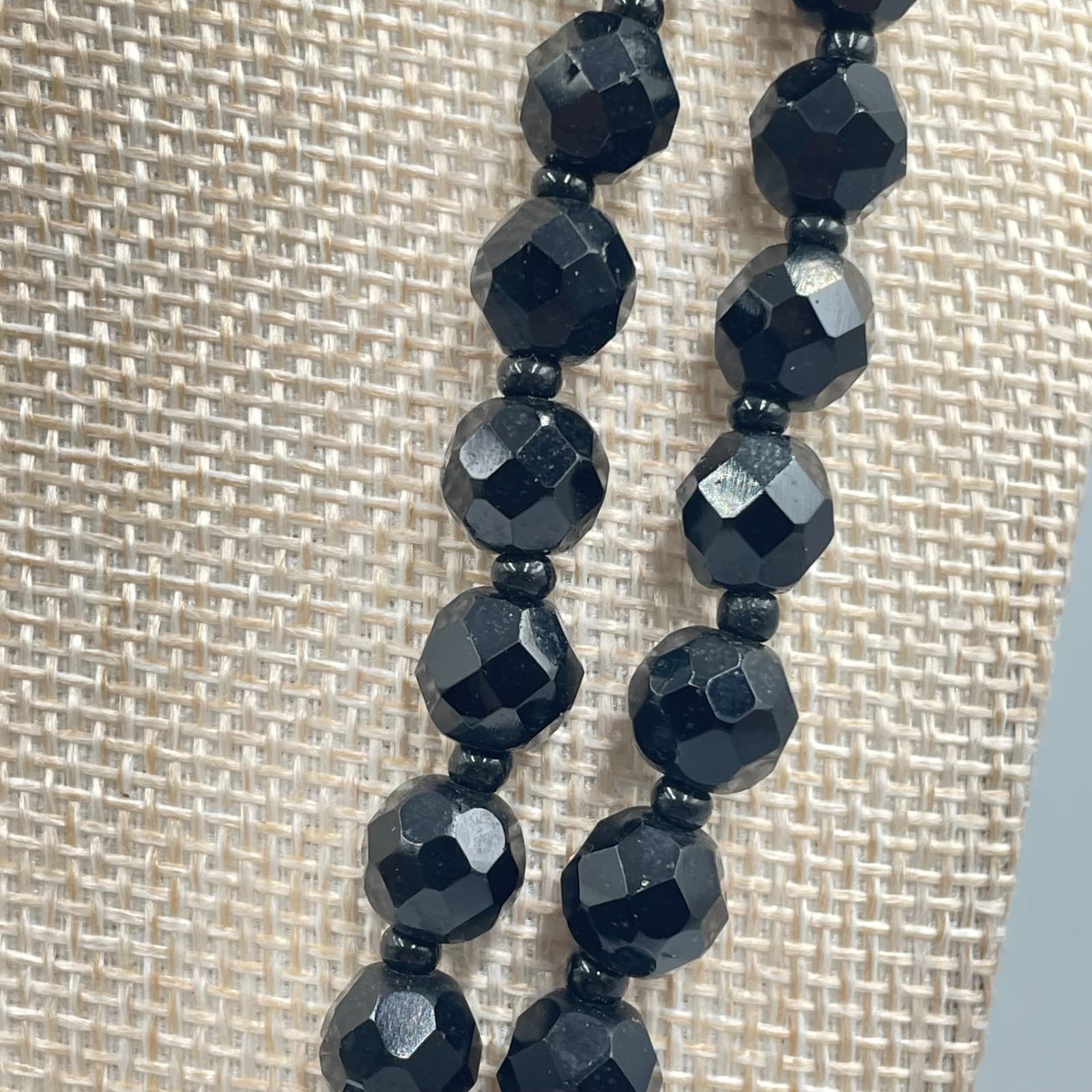Vintage Black Faceted Round Double Strand French Jet Beaded Push Lock Necklace - Thumbnail 4