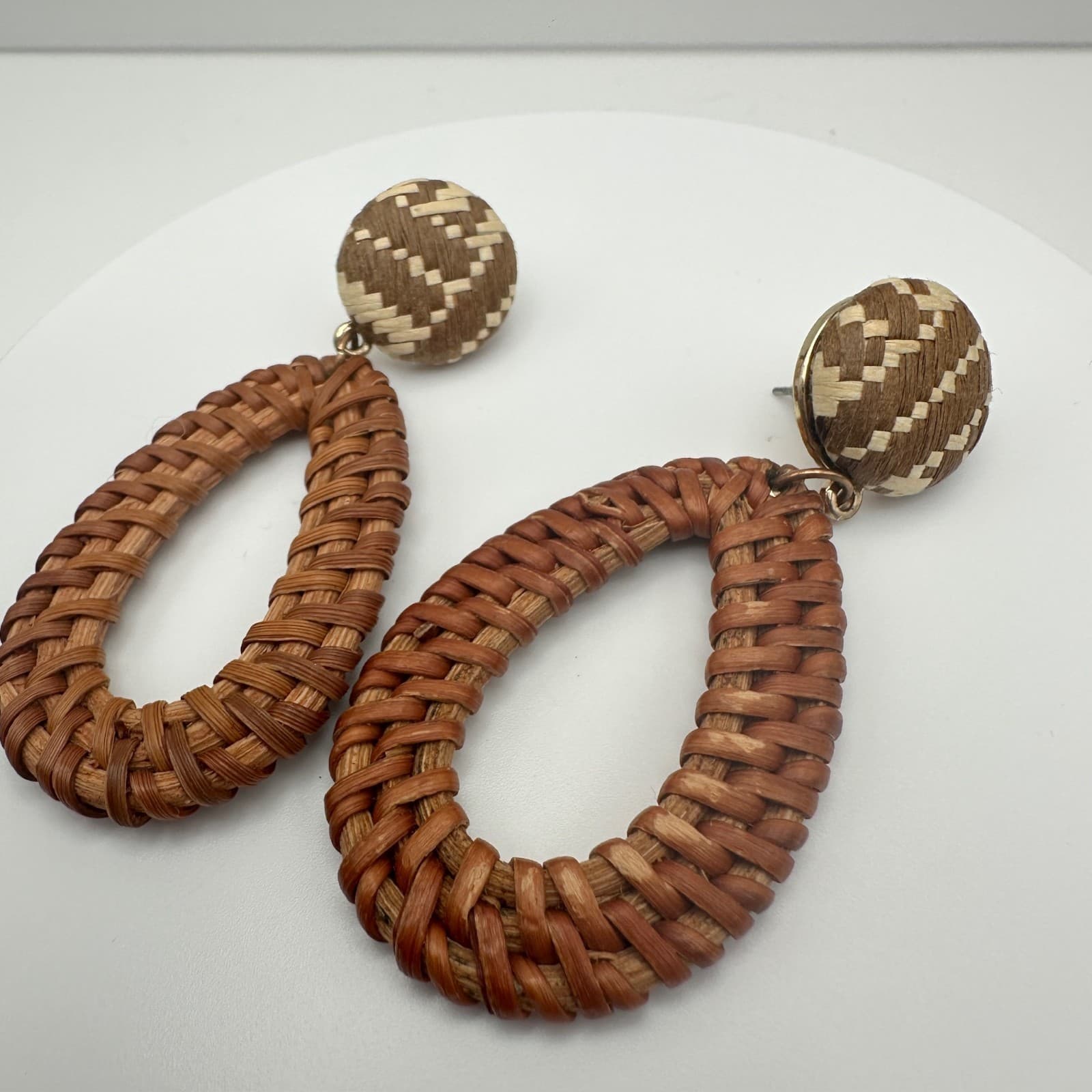 Vintage 90s Woven Rattan Teardrop Dangle Earrings Boho Straw Statement Jewelry - Thumbnail 7