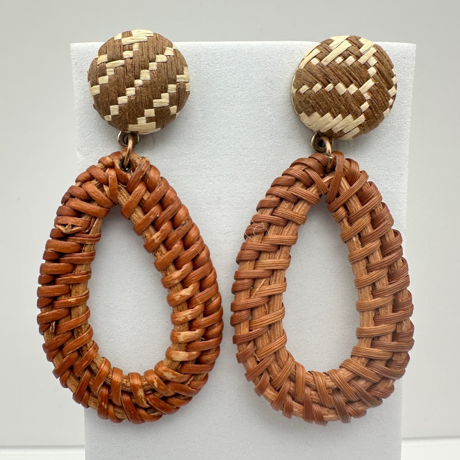 Vintage 90s Woven Rattan Teardrop Dangle Earrings Boho Straw Statement Jewelry - Image 1