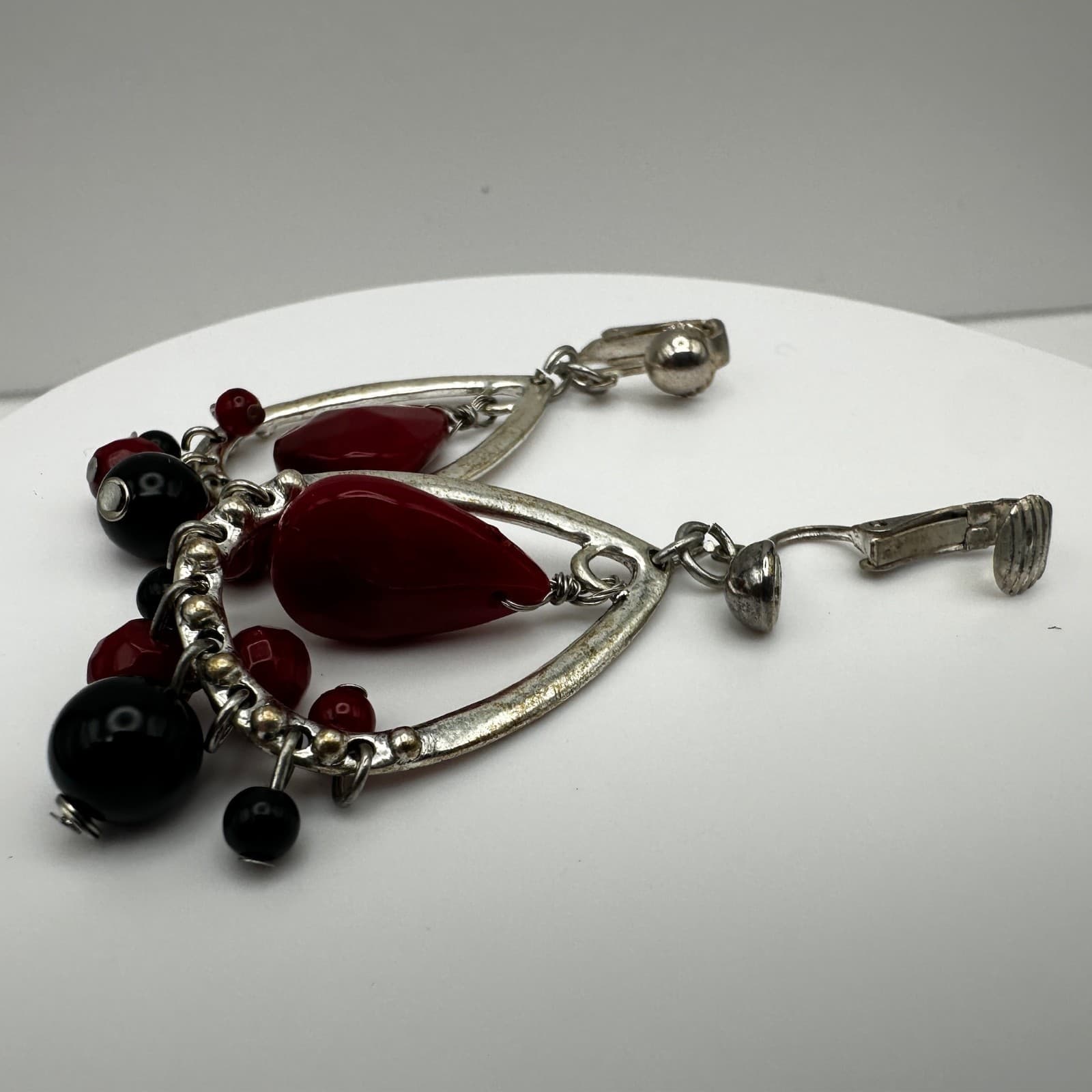 Vintage 90s Silver tone red tear drop black bead dangle clip on earring jewelry - Thumbnail 6