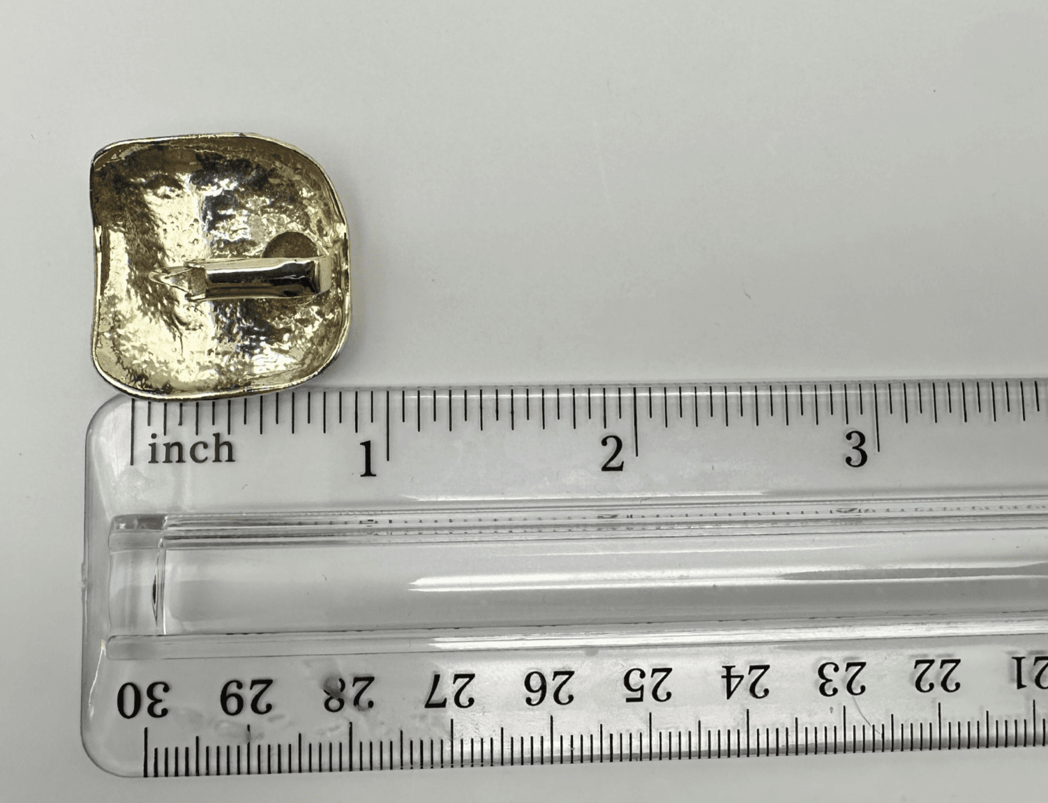 Vintage 80s Red Enamel Clip-On Earrings Gold Tone Curved Statement Jewelry - Thumbnail 8