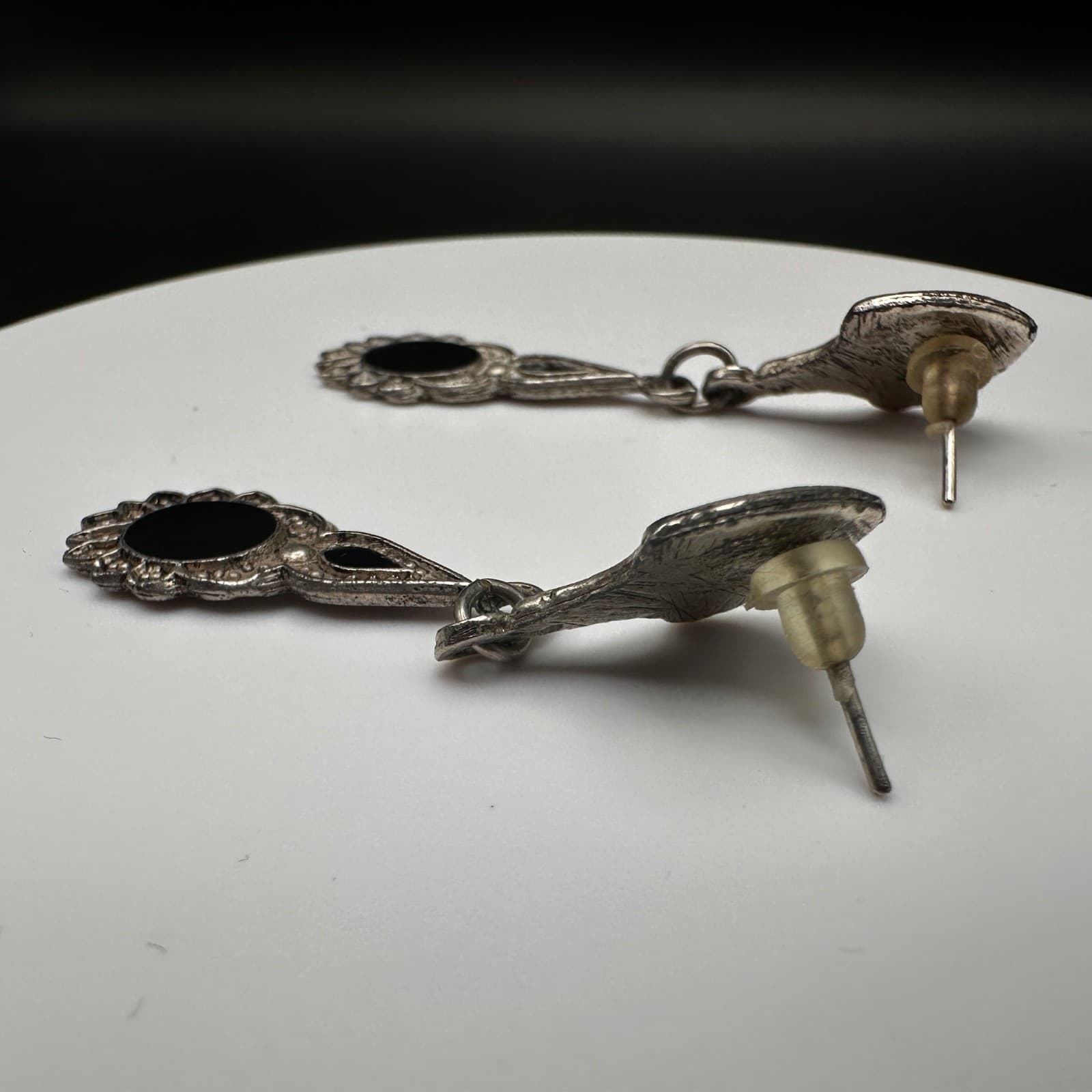 Vintage Y2K 90s Dangle Drop Earrings Black Enamel Silver Tone Ornate Jewelry - Thumbnail 7