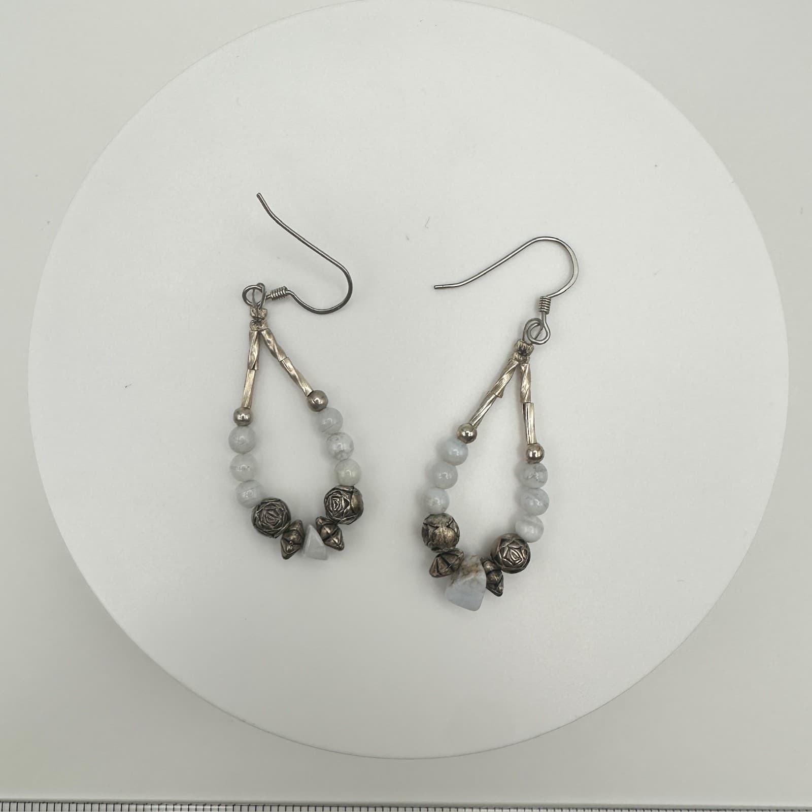 VTG 90s Boho Teardrop White Stone Beaded Earrings Silver Tone Women's Jewelry - Thumbnail 5