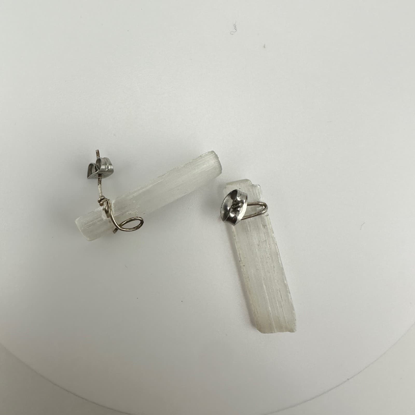 Vintage 80s Raw Selenite Crystal Stud Earrings Silver Tone Wire Wrapped Witchy - Thumbnail 5