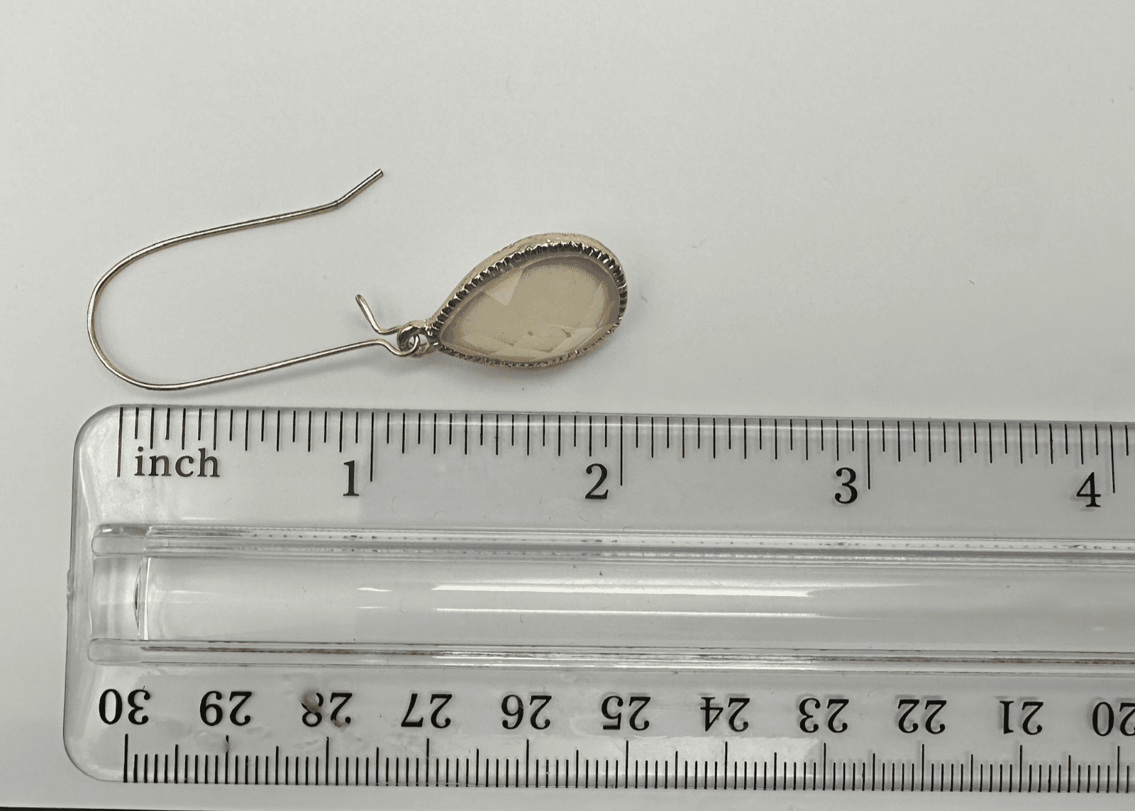 Vintage Y2K Cream Faux Druzy Teardrop Earrings Gold Tone Kidney Wire Dangle - Thumbnail 8