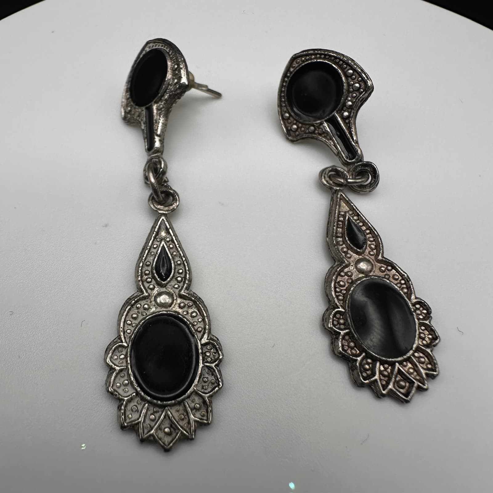 Vintage Y2K 90s Dangle Drop Earrings Black Enamel Silver Tone Ornate Jewelry - Thumbnail 6