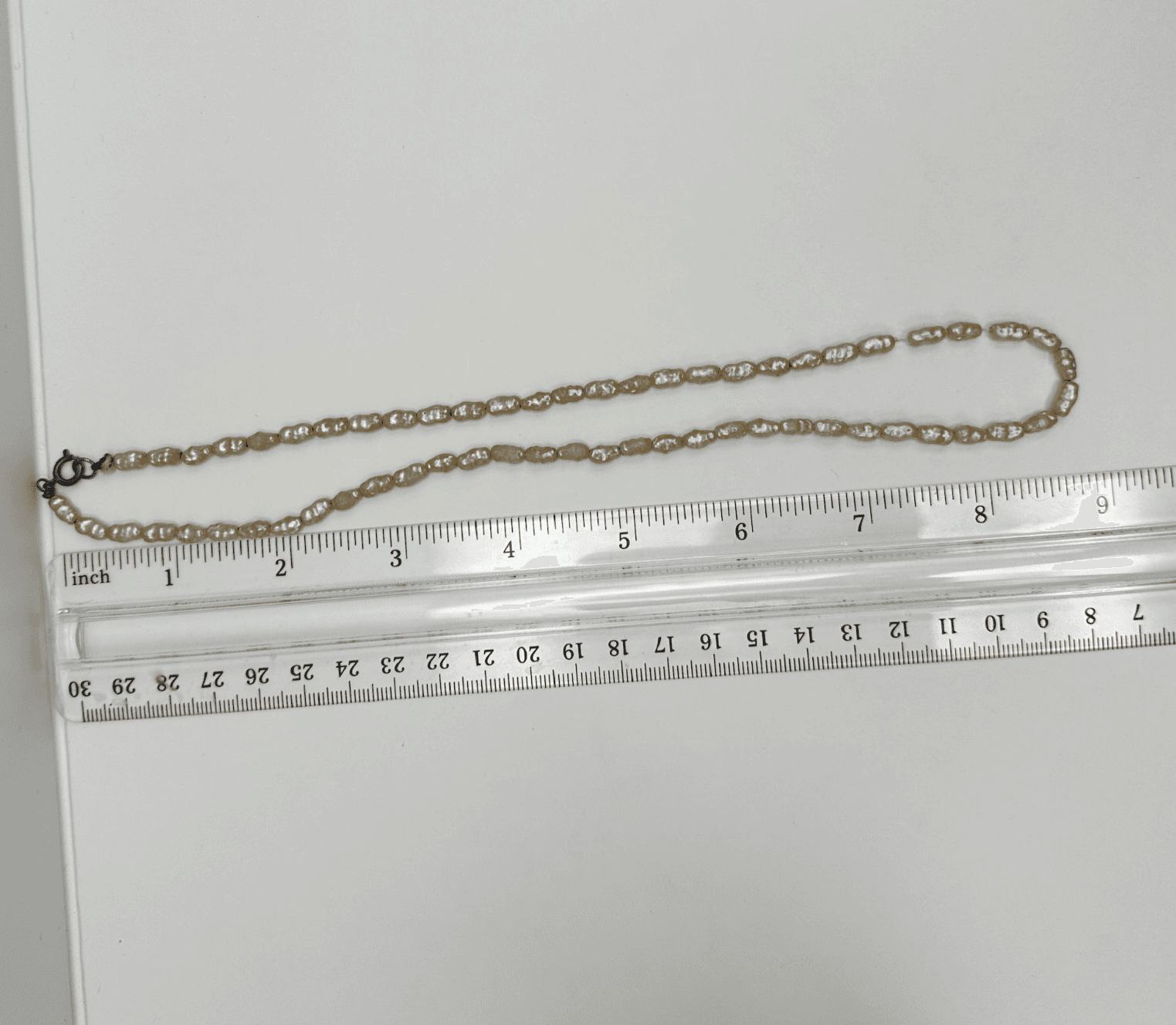 Vintage 90s Cream Baroque Plastic Bead Necklace Iridescent Faux Pearl Strand - Thumbnail 6