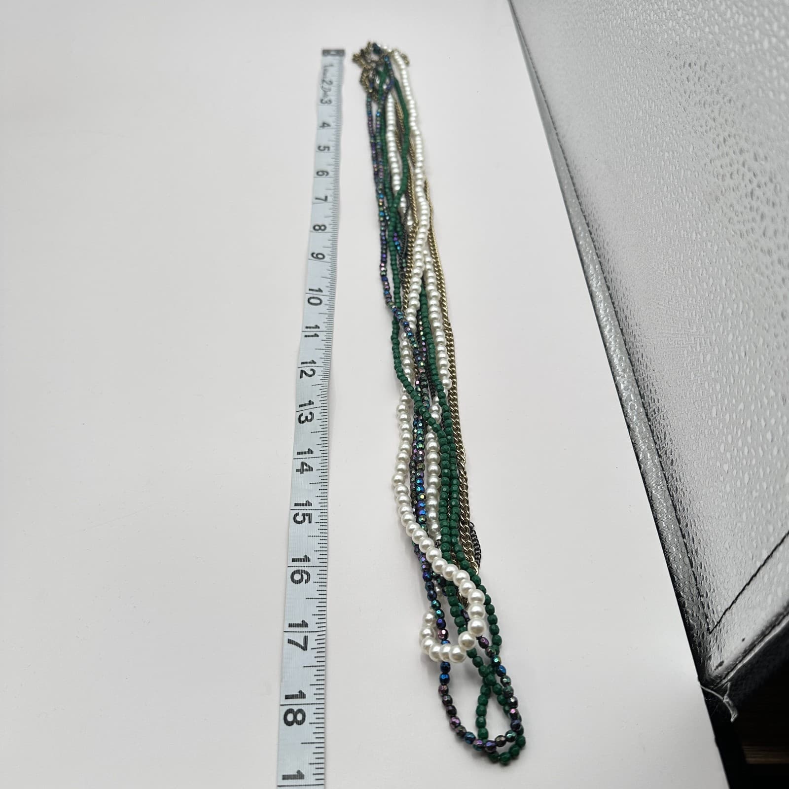 Vintage 80s Gold Tone Chain Layered Necklace Green Beads Faux Pearls Jewelry - Thumbnail 7