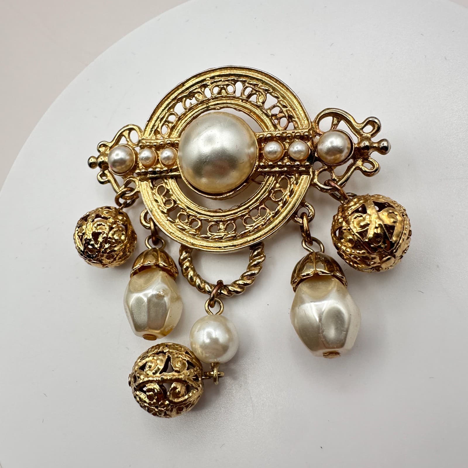 Vintage 80s Women Brooch Gold Tone White Beaded Jewelry - Thumbnail 5