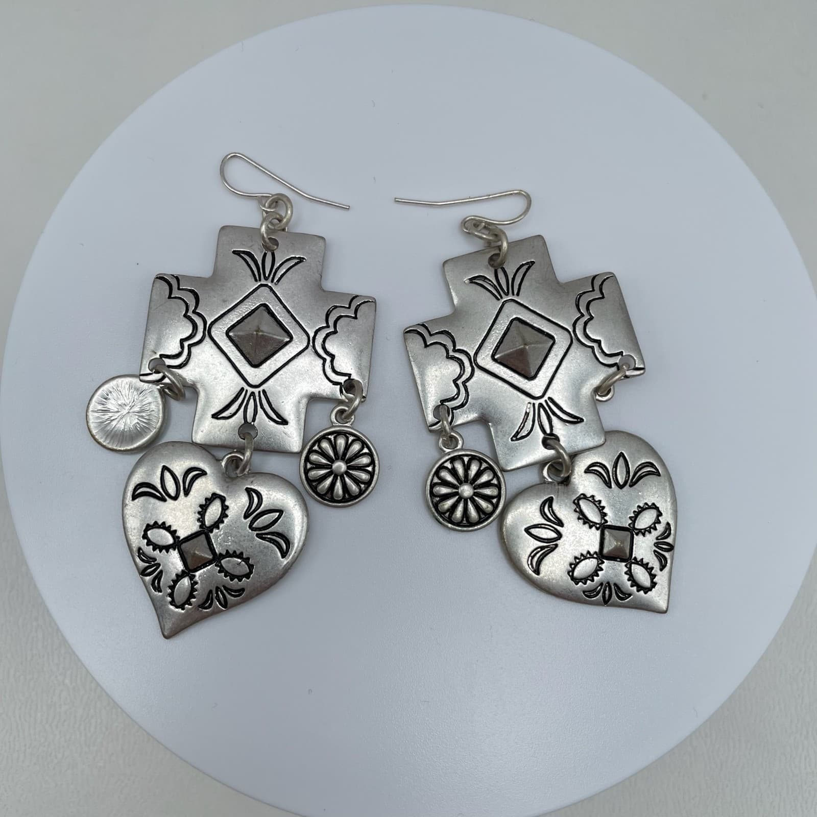Vintage 90s Floral Cross Heart Dangle Earrings Silver Tone Women's Jewelry - Thumbnail 3