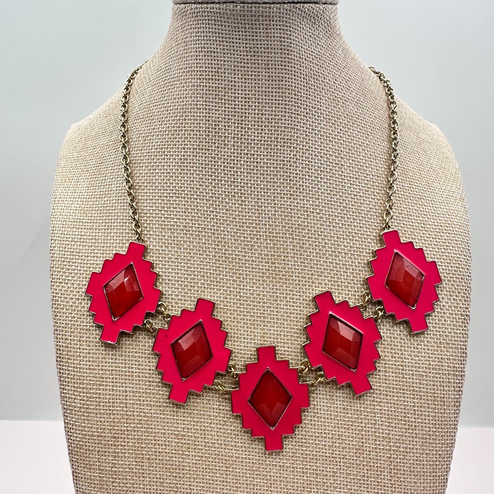 Vintage Y2K Pink Enamel Frames Red Glass Statement Necklace Gold Tone Jewelry - Thumbnail 4