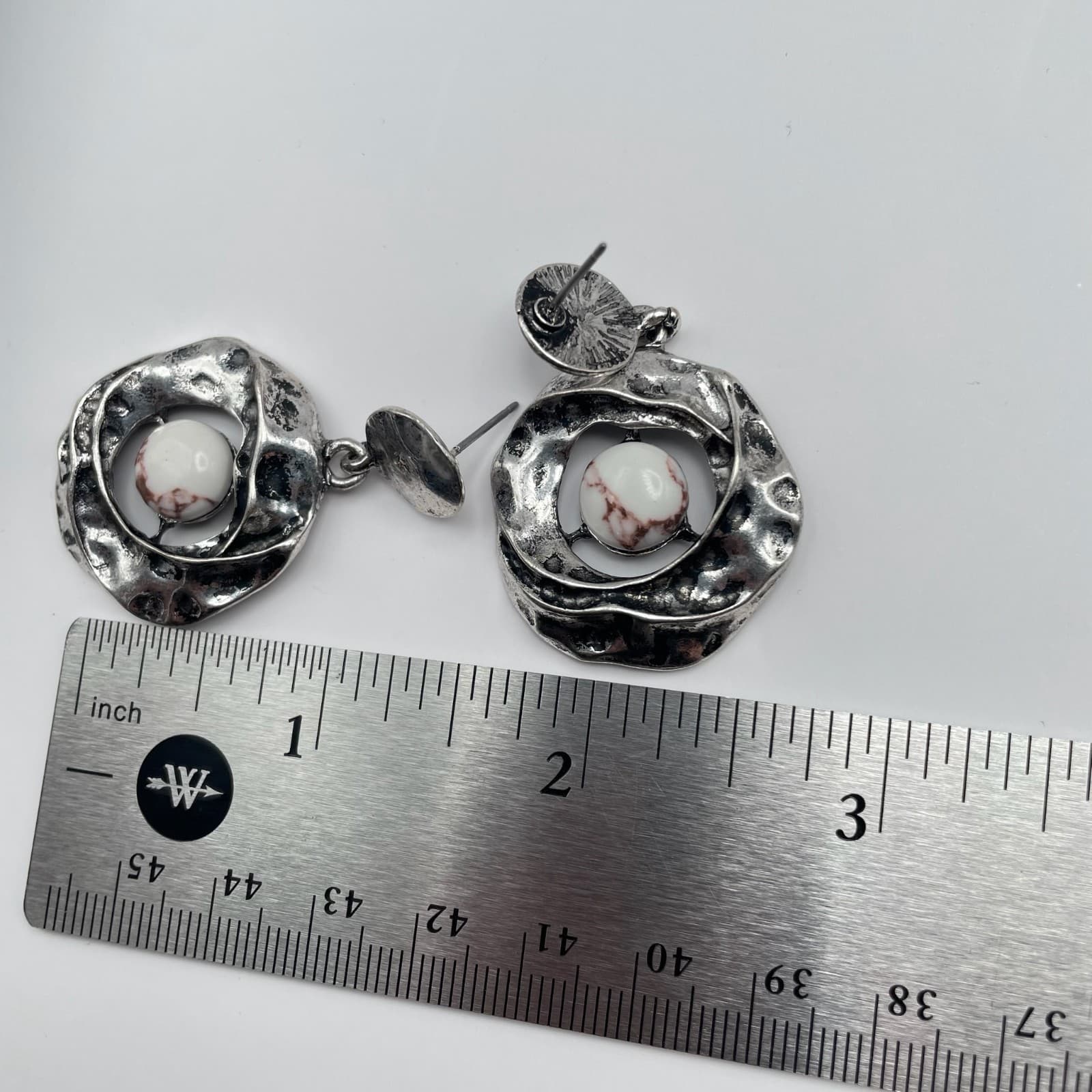 Vintage 90s White Stone Hammered Drop Earrings Silver Tone Women's Jewelry - Thumbnail 12