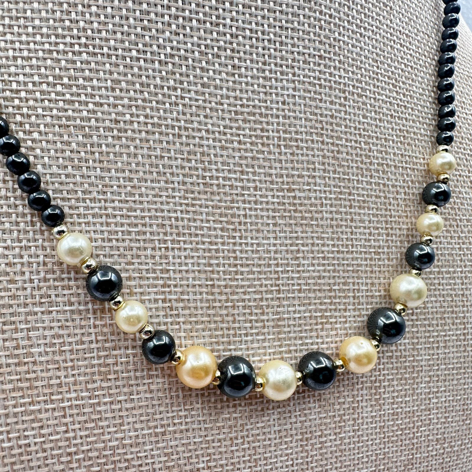 Vintage Y2K Cream Faux Pearl Black Beaded Statement Necklace Gold Tone Jewelry - Thumbnail 5