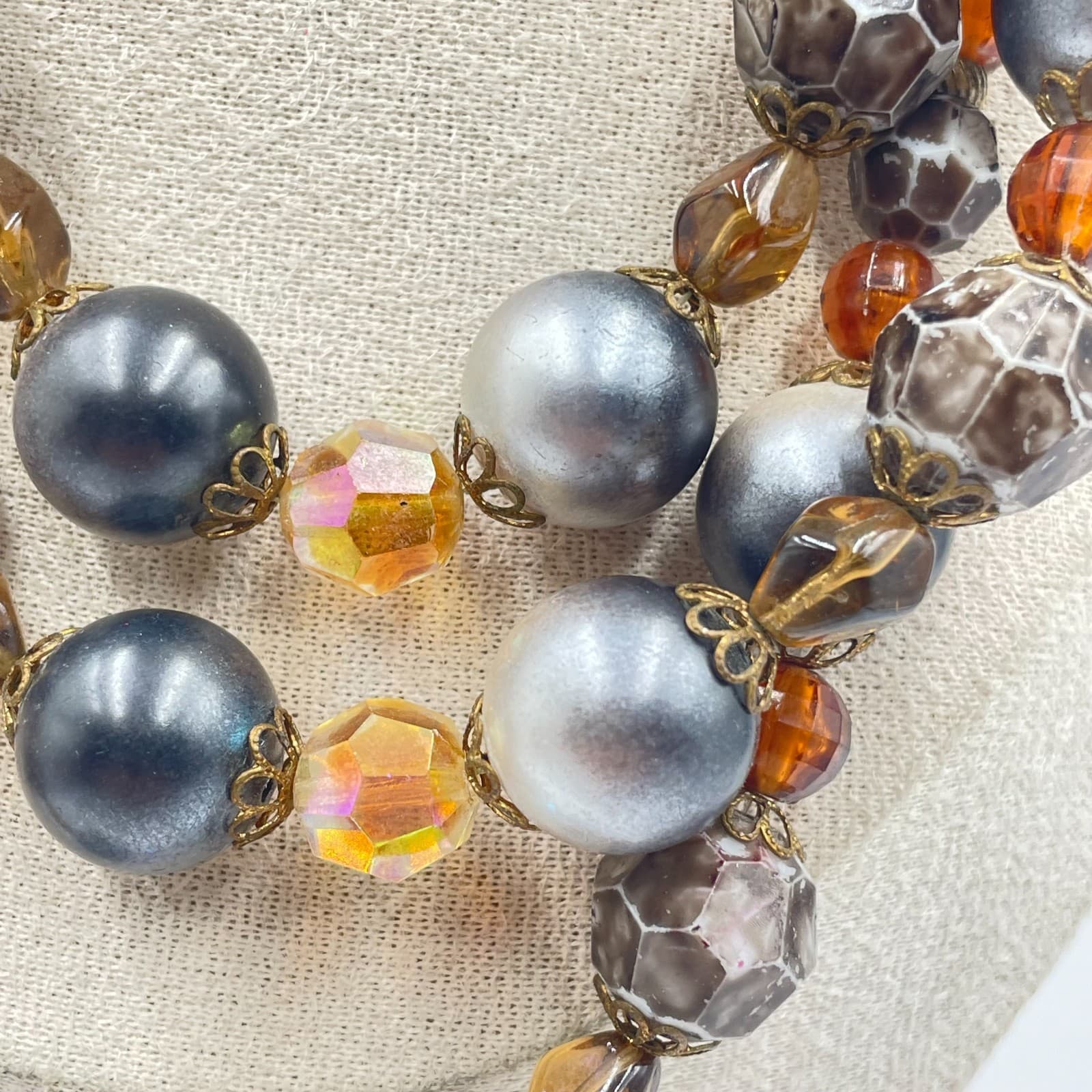 VTG Gold-Tone Amber-Color Faceted Bead Pearls Triple Strand Layered Bib Necklace - Thumbnail 3