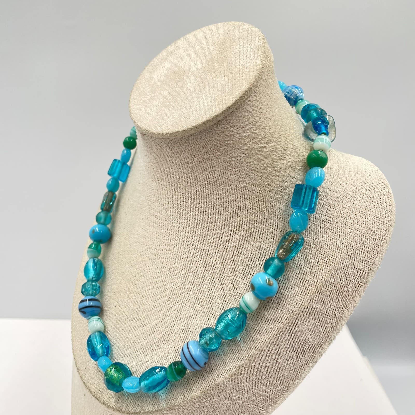 Vintage Handcrafted Eclectic Vibrant Blue Lampwork Glass Beaded Lobster Necklace - Thumbnail 5